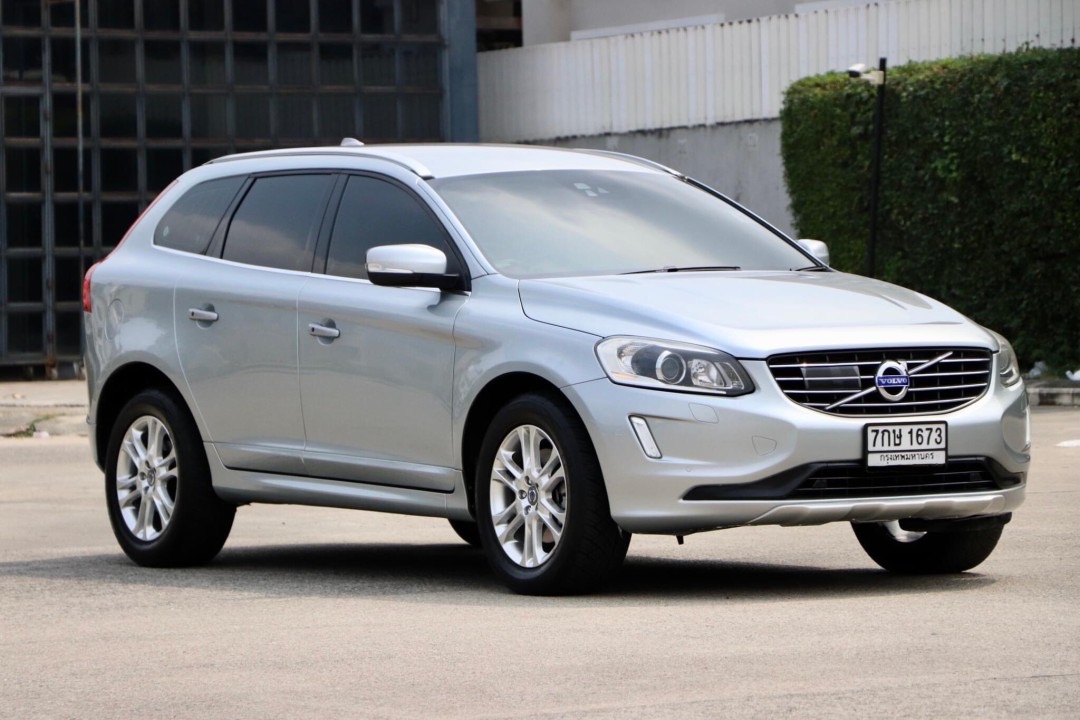 VOLVO XC60 2.0D4 NAVI Minor change ปี2014