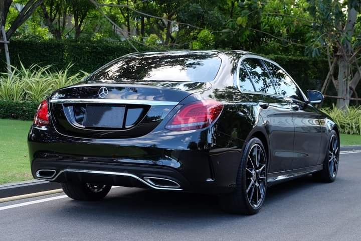 Mercedes Benz W205 Facelift C220d AMG Dynamic ปี 2018