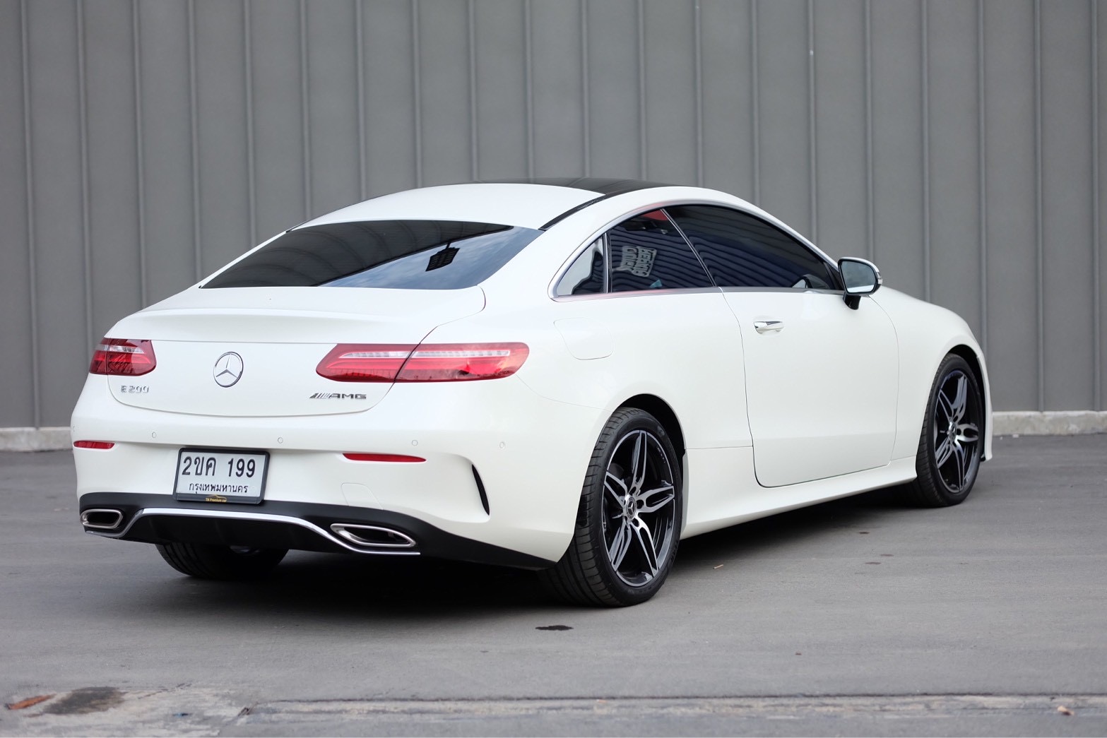 Mercedes Benz E200 Coupe AMG Dynamic 2021 แท้