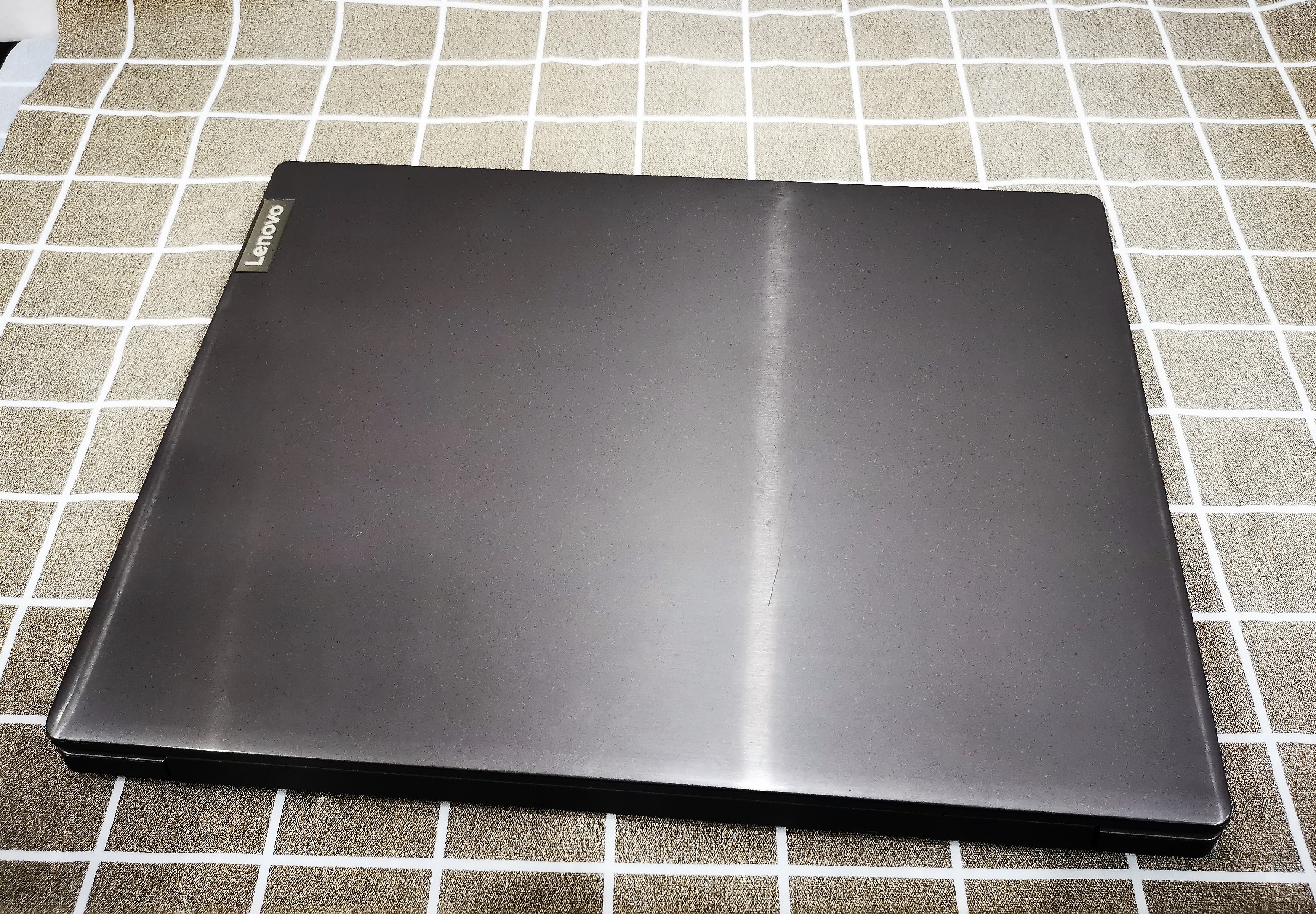 Lenovo V14 ARE-82DAQ000TA