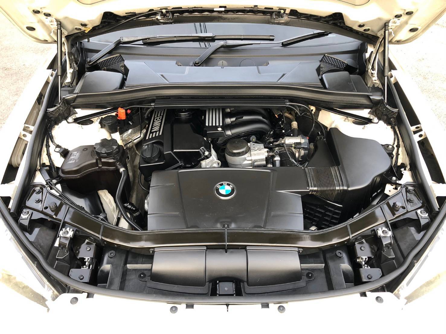 BMW X1 Sdrive18i Highline 2.0 ปี 2013