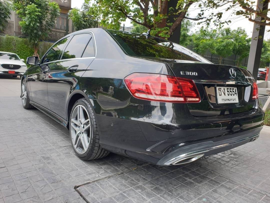 Mercedes E300 blutec Amg ปี 2013
