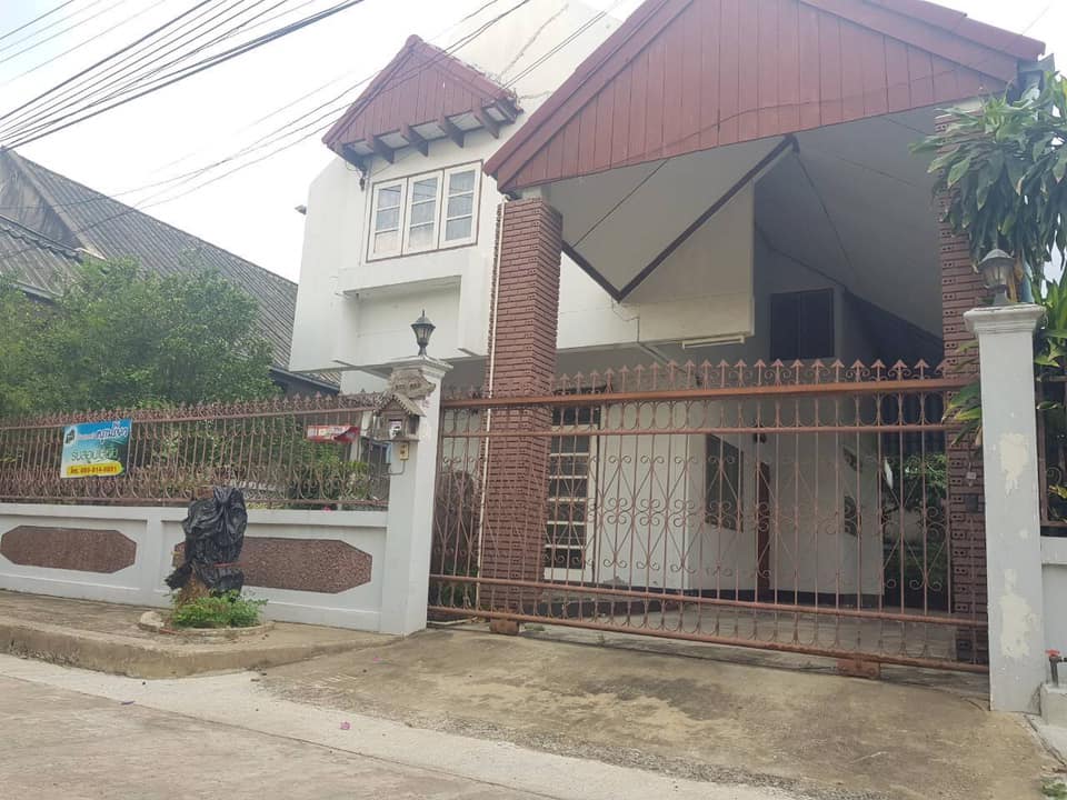 ให้เช่าบ้านเดี่ยว ใกล้เมืองทอง ( ติวานนทร์ ) เลี้ยงสัตว์ได้