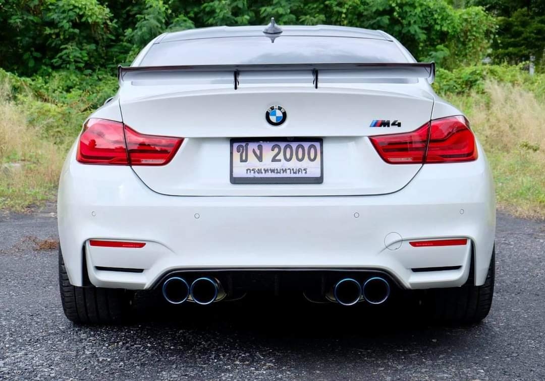 BMW F82 M4 Coupe ปี 2017
