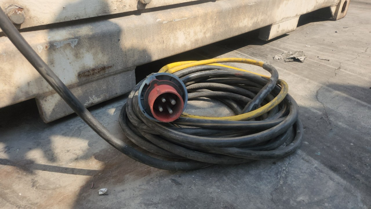 ตู้คอนเทนเนอร์ ตู้คอนเทนเนอร์ห่้องเย็น ตู้เย็น ตู้คอนเทนเนอร์เปล่า refer container