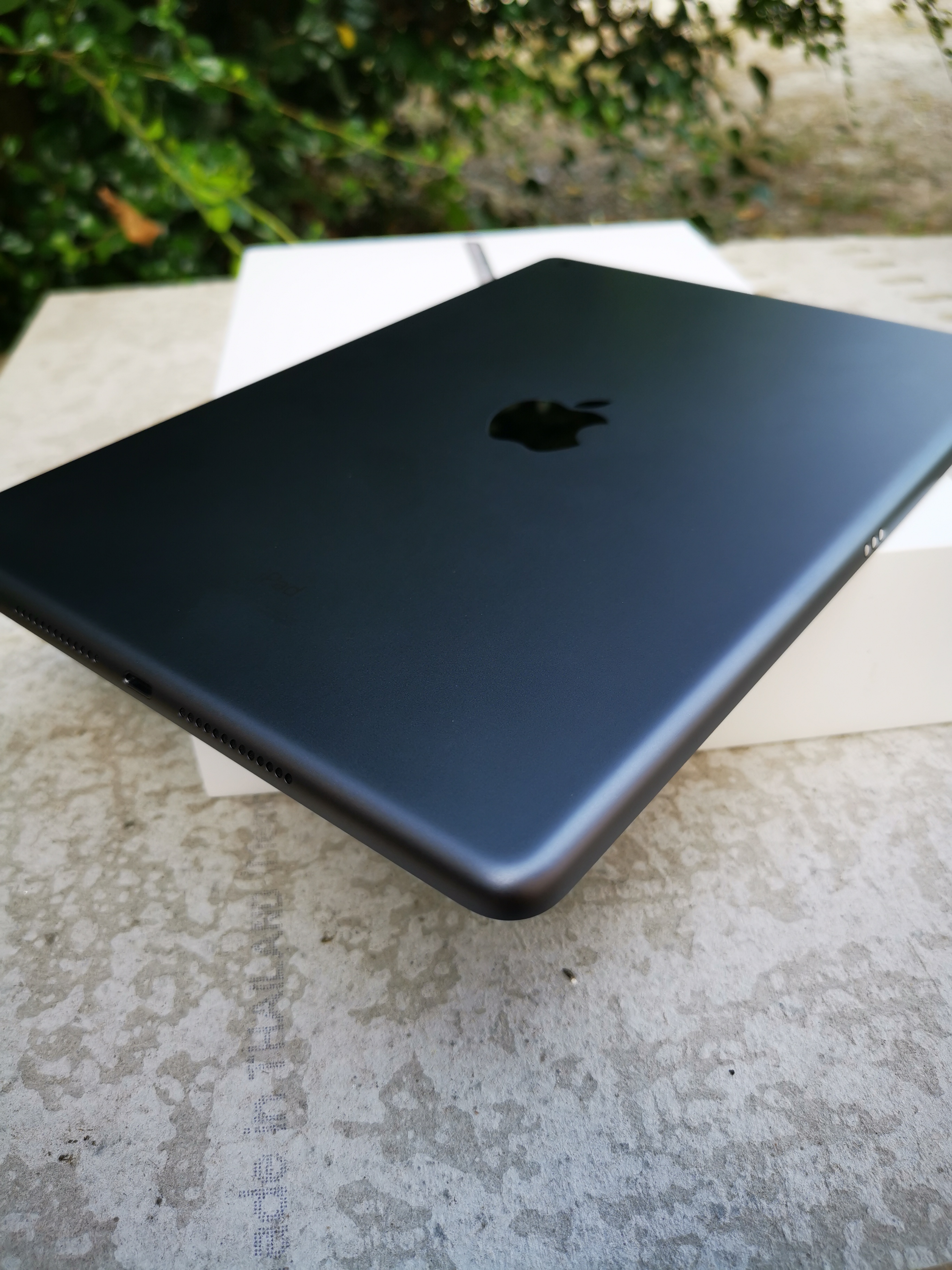 Apple iPad (8th Gen) 2020 WI-FI 32GB (GRAY)