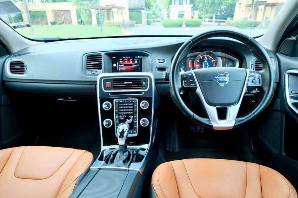 Volvo V60 T5 Special Edition ปี 2016🎀Sold Out🎀