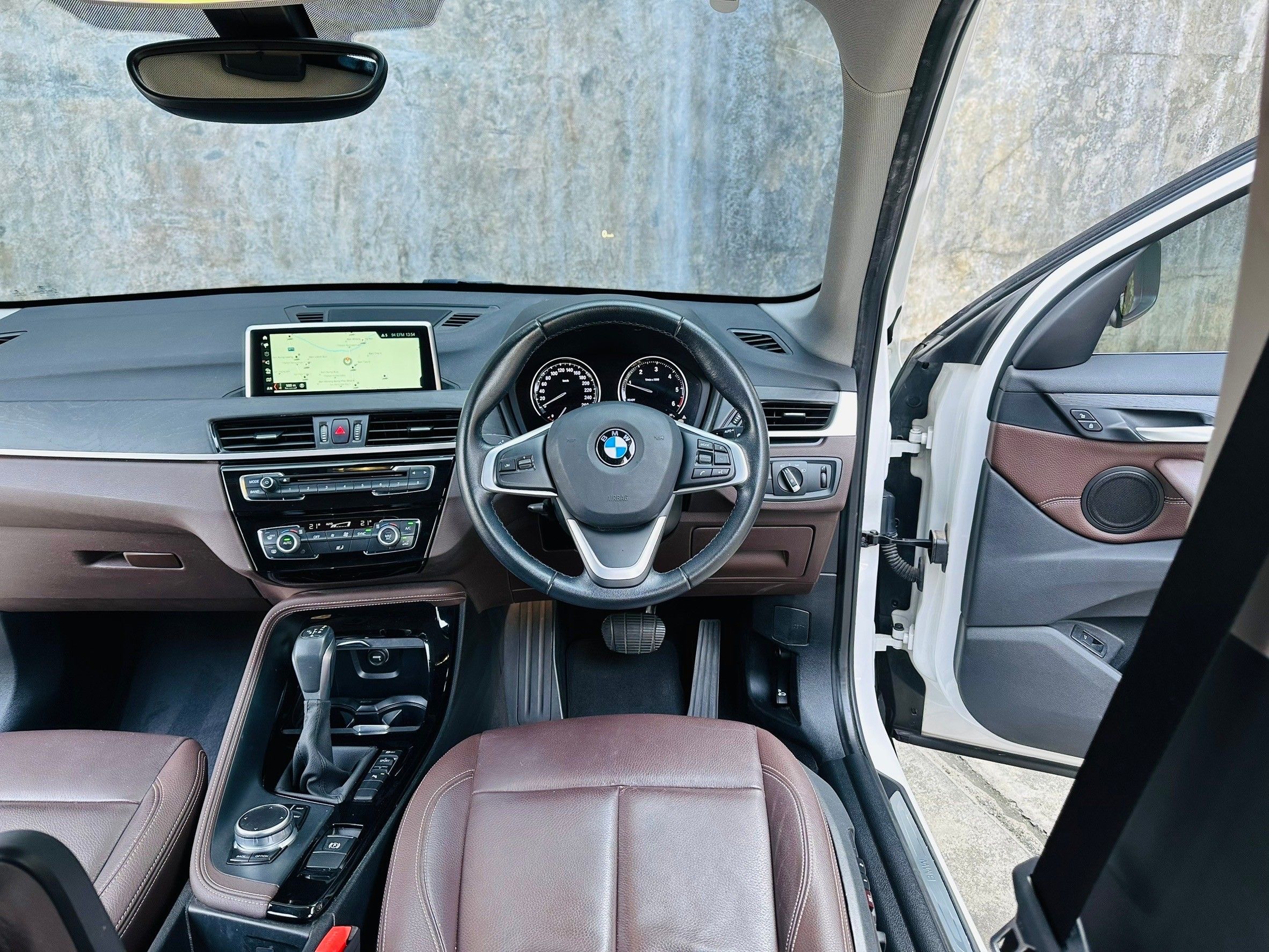 BMW X1, 2.0 sDrive18d xLine โฉม F48 ปี 2020