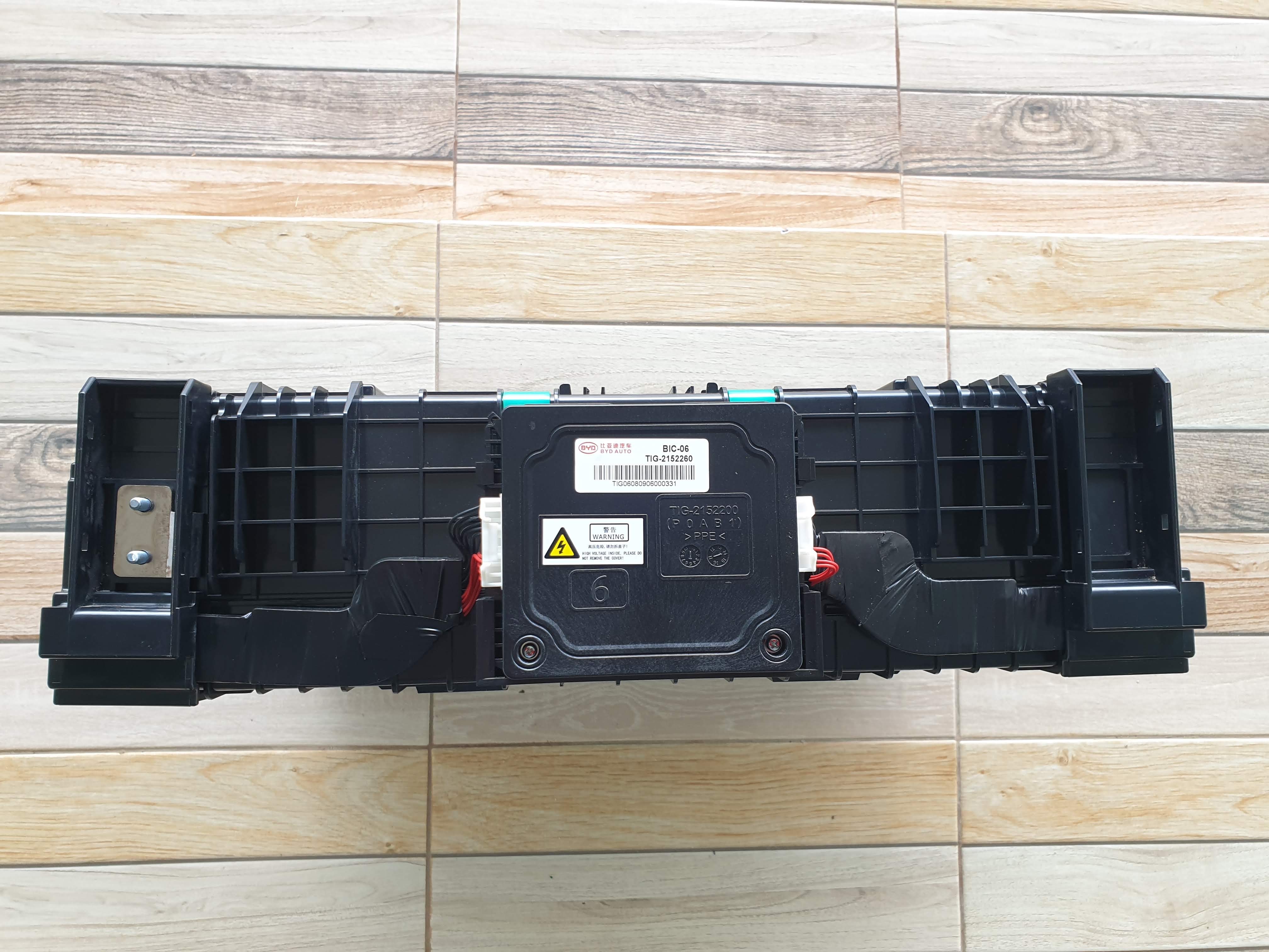 BYD lifepo4 แบตเตอรี่ลิเทียมฟอสเฟส 24v 100Ah