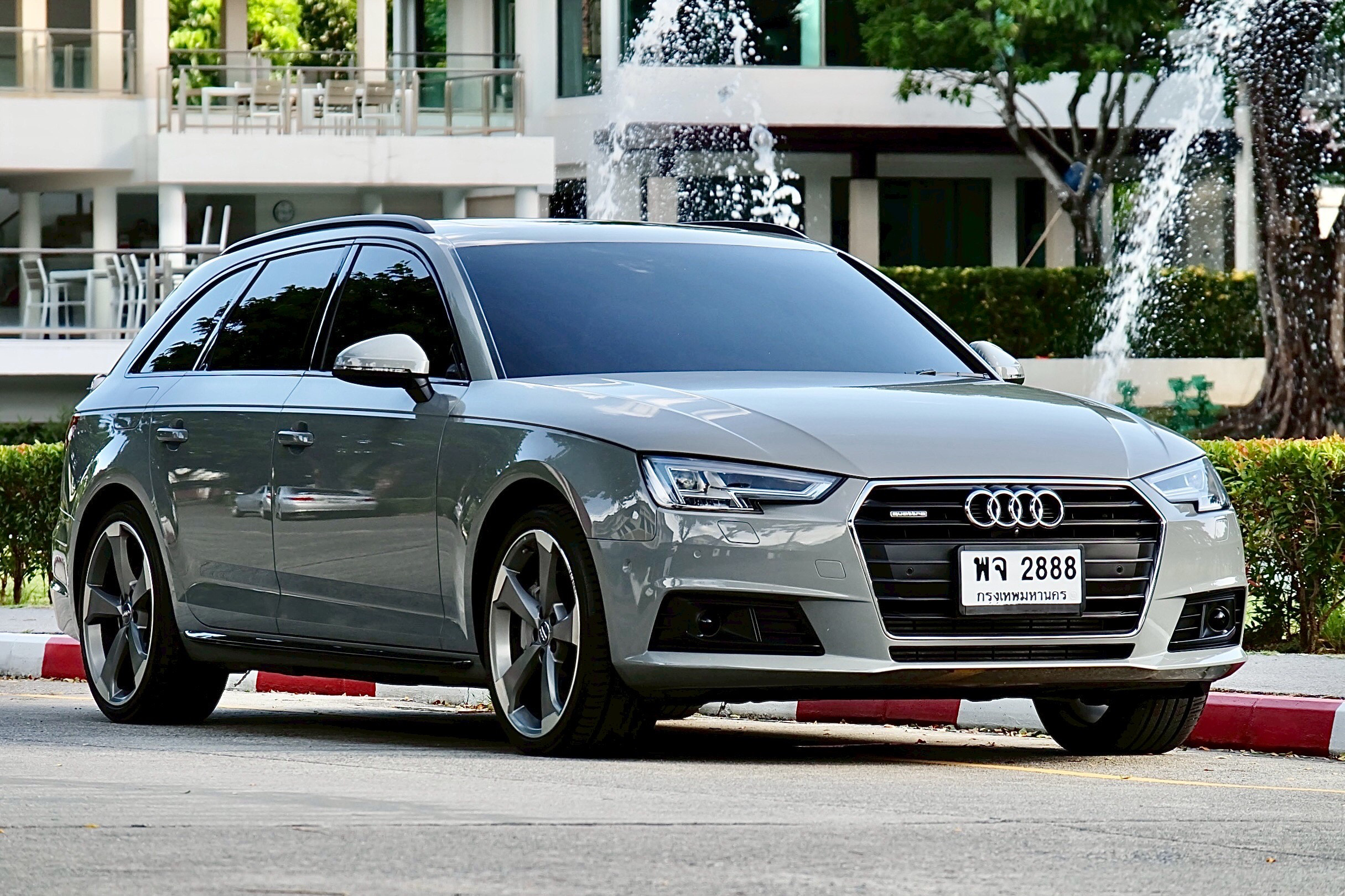 Audi A4 Avant 45 TFSI Quattro S-Line ปี 2018