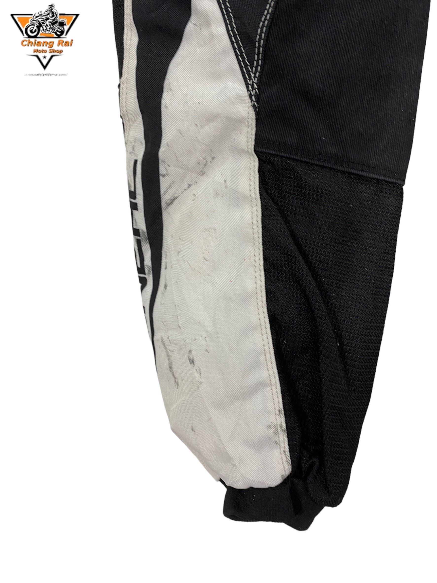 กางเกงสำหรับขี่มอเตอร์ไซด์ ( มือสอง ) E&A 584: เอว 26" ยาว 23" **O'NEAL**
