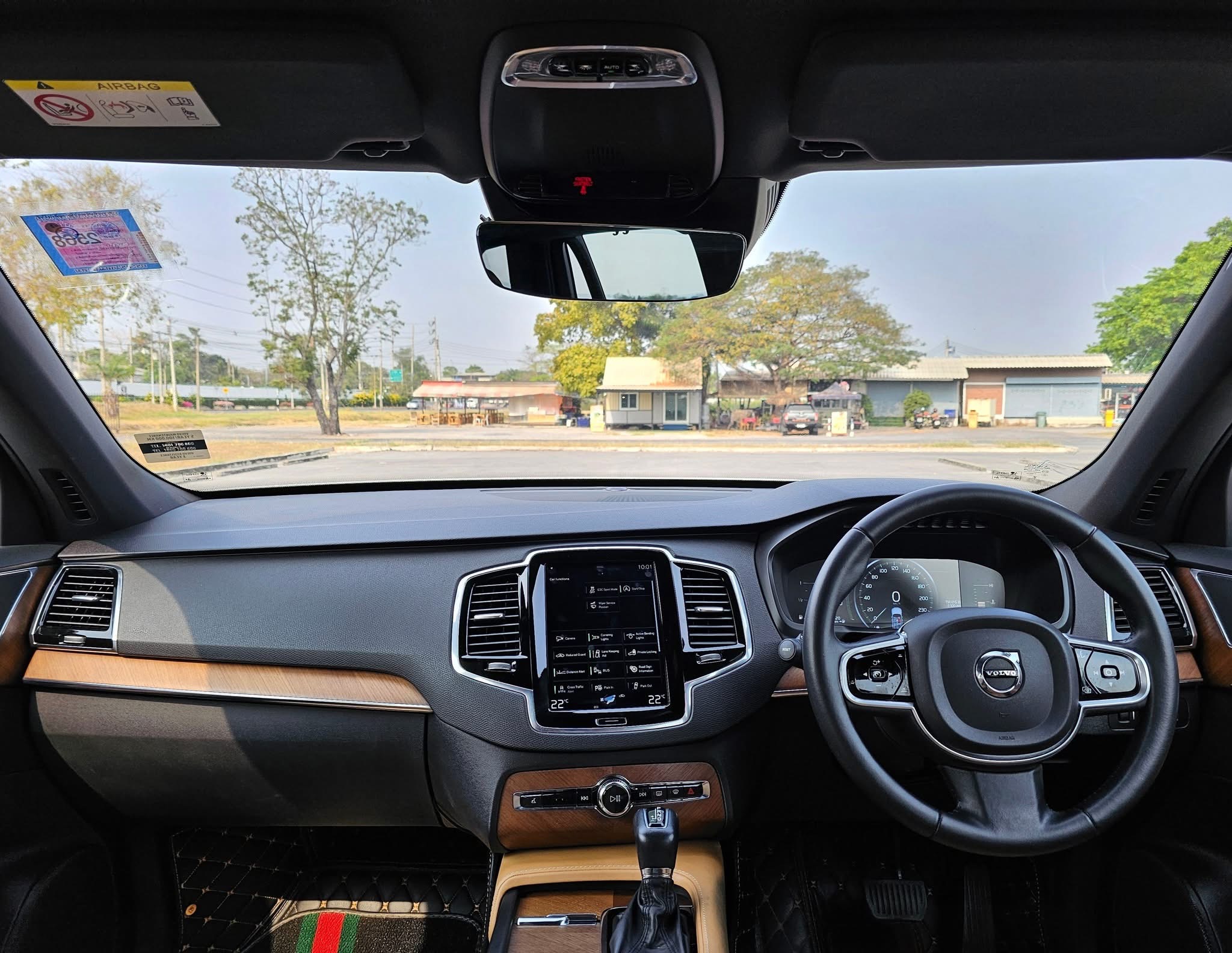 VOLVO XC90 2.0 D5 AWD MOMENTUM ปี 2017