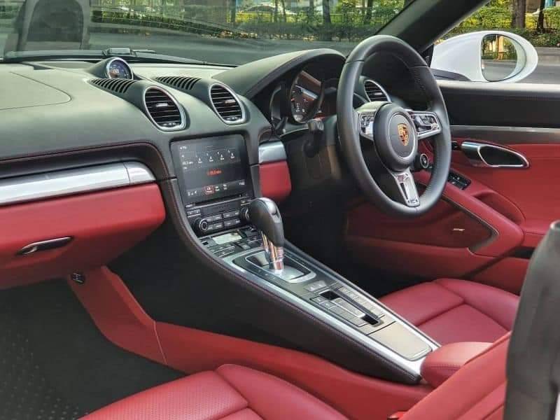 Porsche Boxster 718 ปี2017