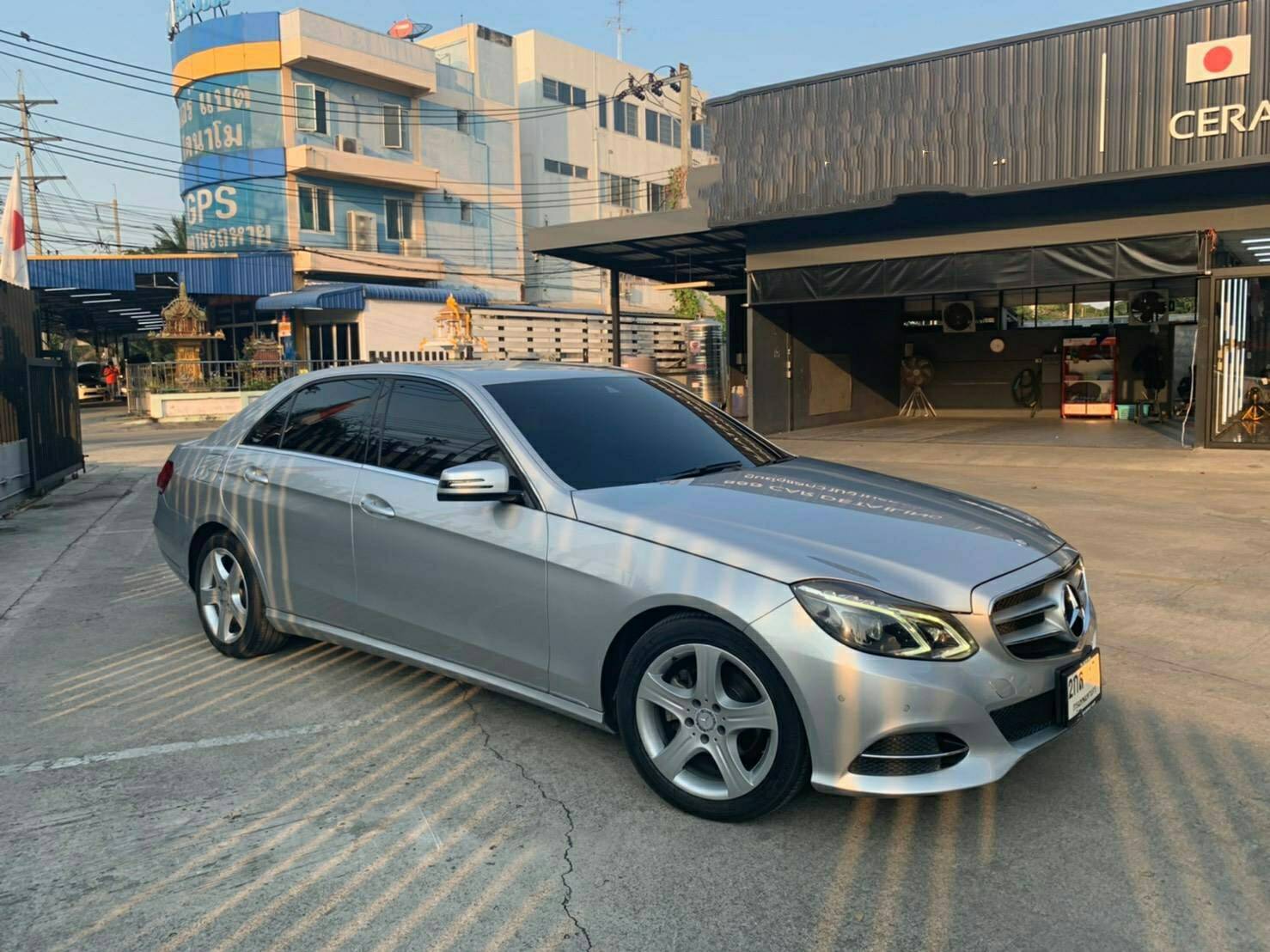Mercedes Benz E200 2.0 facelift Avangarde ปี2014