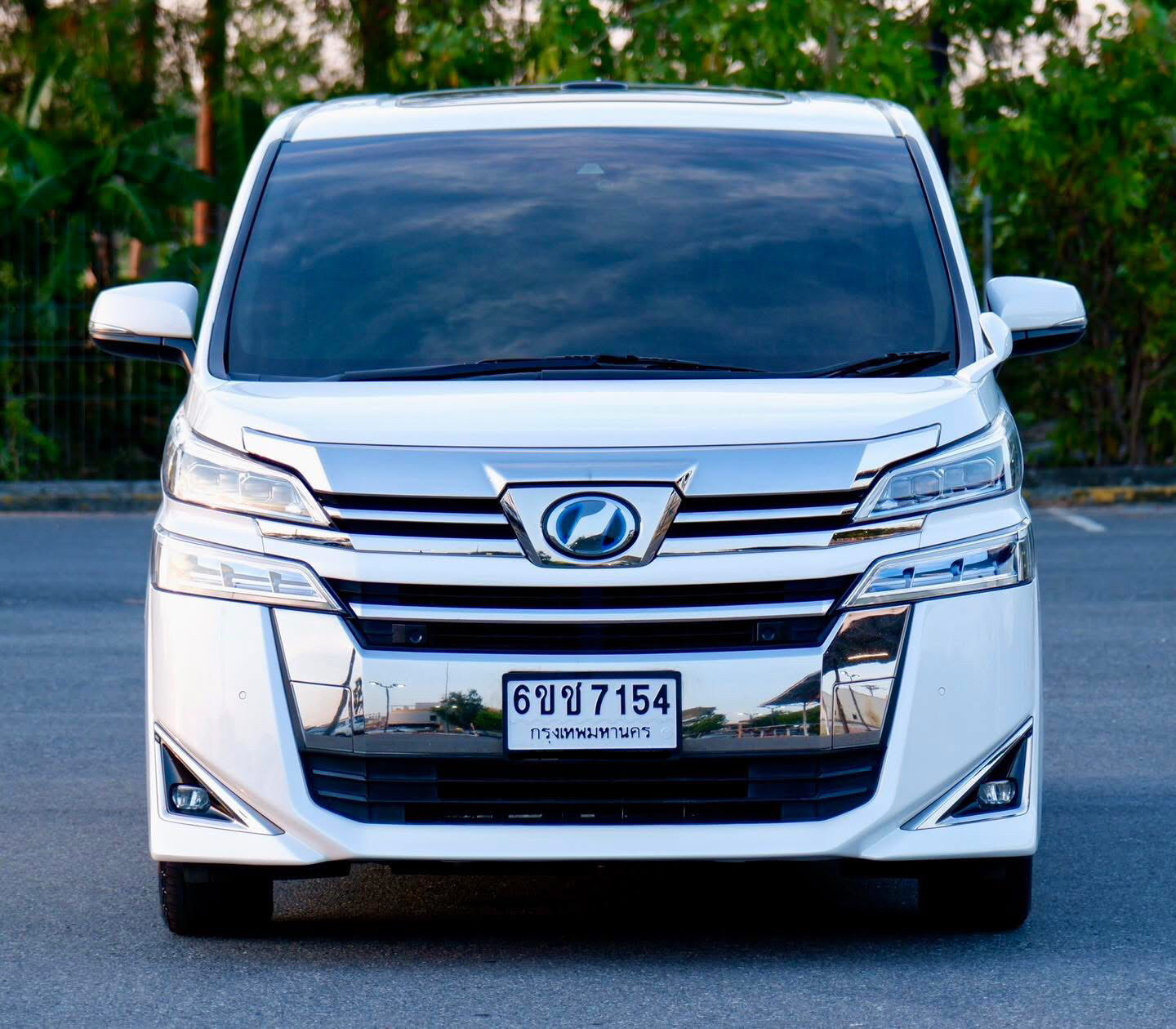 Toyota Vellfire Hybrid X 2.5L จดทะเบียนปี 2020