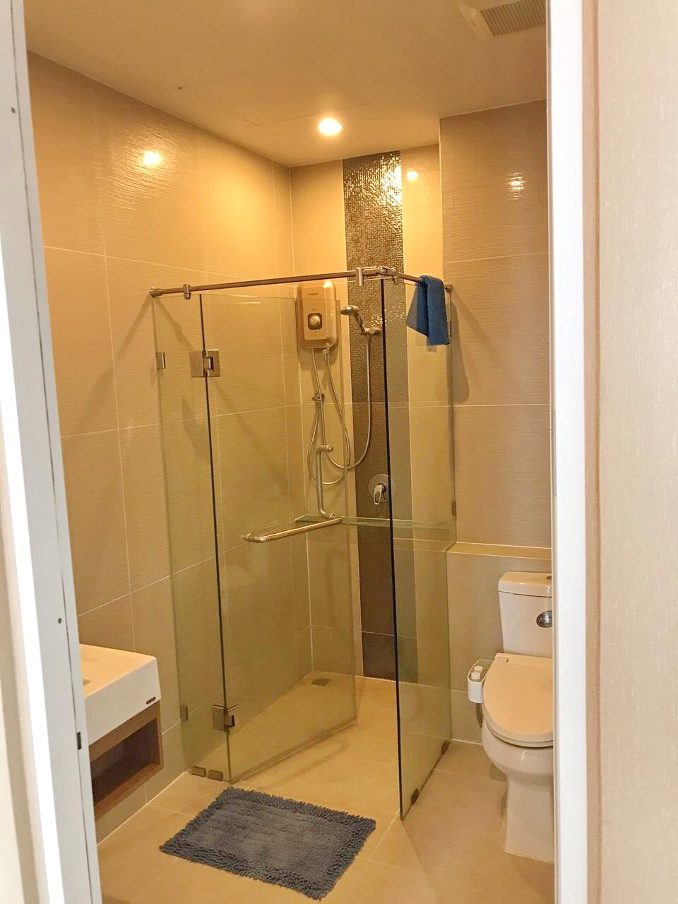ขาย แฮปปี้คอนโด ลาดพร้าว 101 ห้องใหญ่เลี้ยงสัตว์ได้