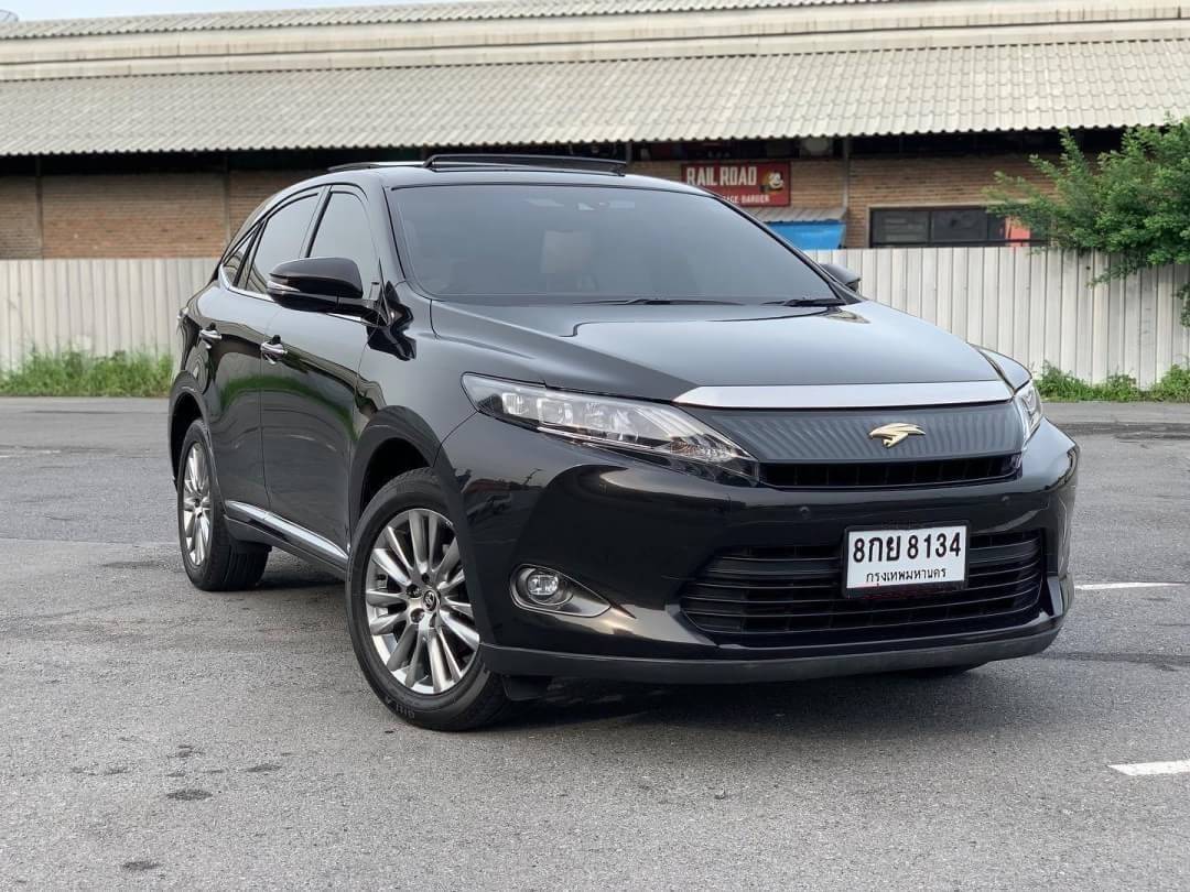 Toyota Harrier 2.0 ปี2015
