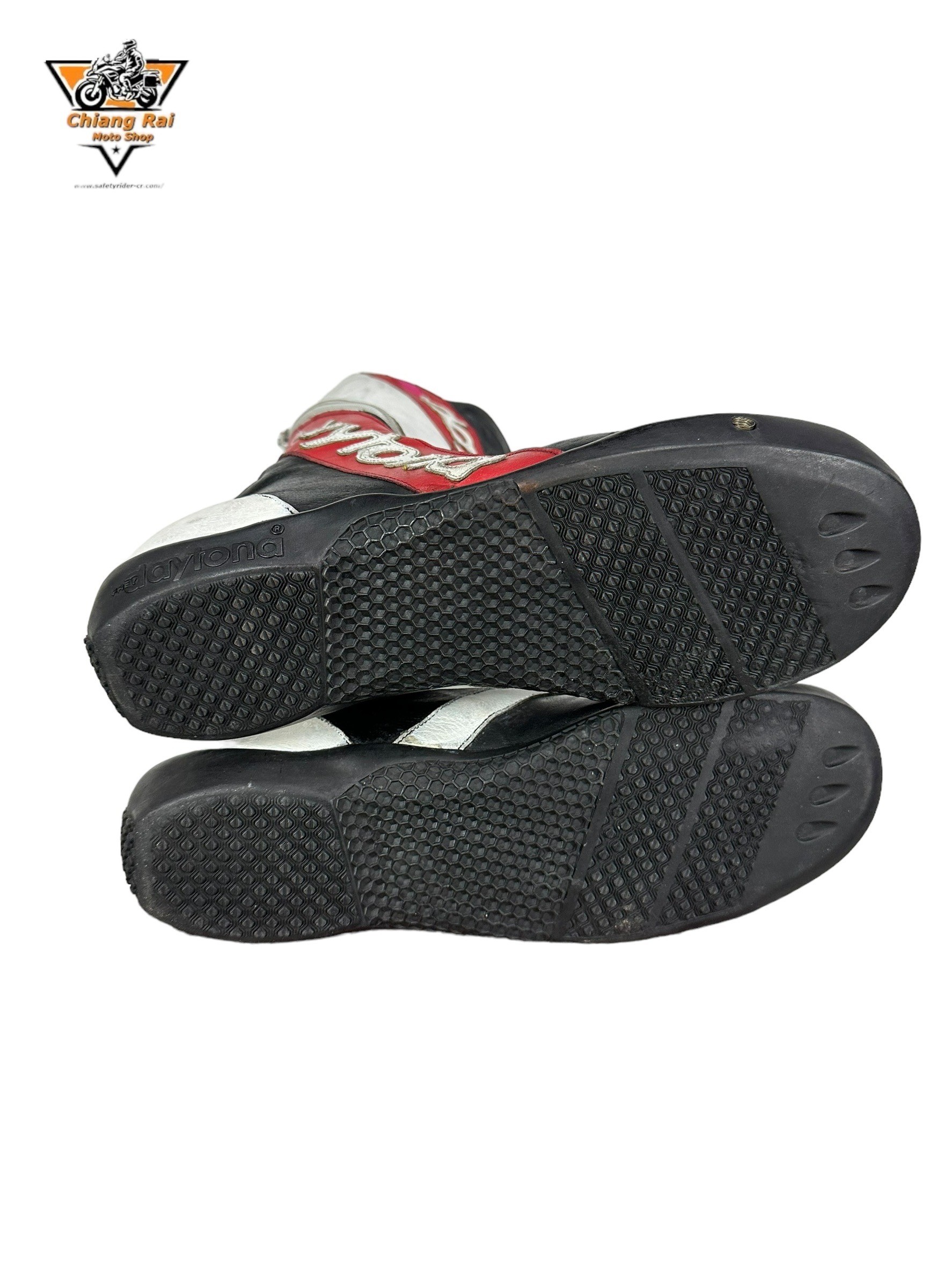 รองเท้าขี่มอเตอร์ไซด์( มือสอง) RCBS-695 Size ขนาดจากป้าย 41:EUR / 7:UK / 25.4:Cm.(daytona)