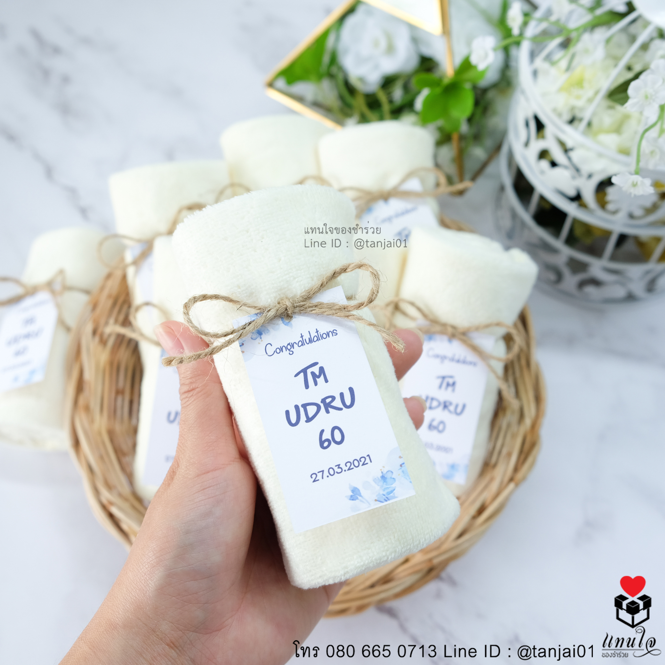 ผ้านาโนม้วน ผูกเชือกป่าน ห้อยป้ายชื่อ ของแจกแสดงความยินดี ของที่ระลึกแสดงความยินดี ของชำร่วยผ้านาโนม้วน 04