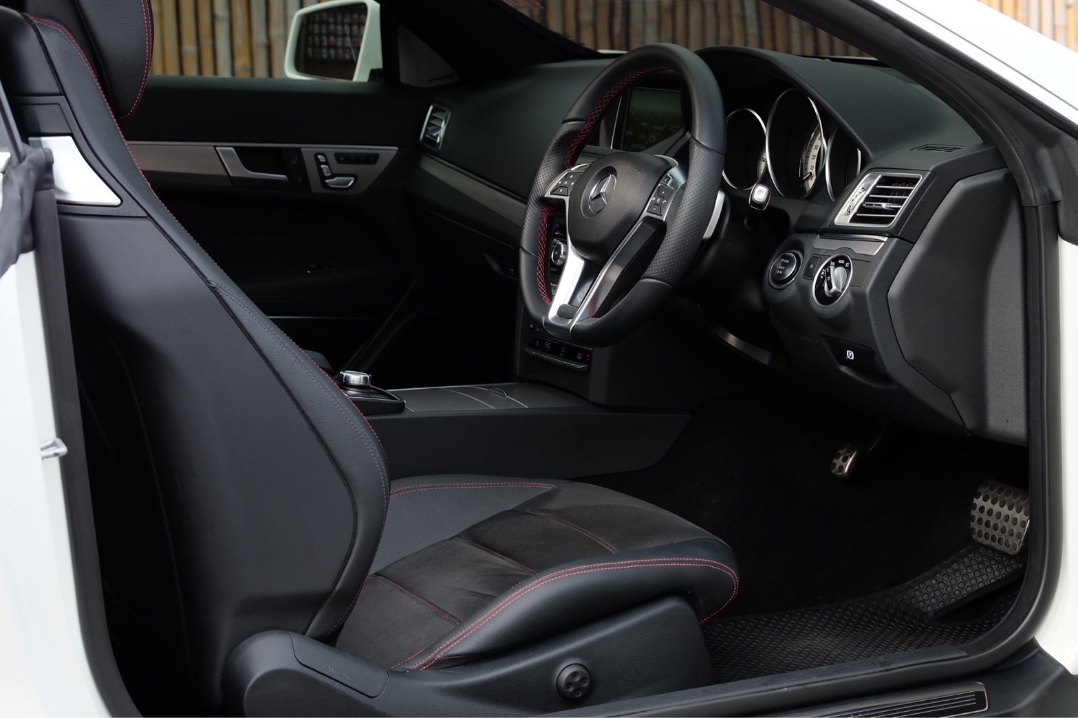 Mercedes-Benz E200 COUPE AMG DYNAMIC FACELIFT ปี 2015