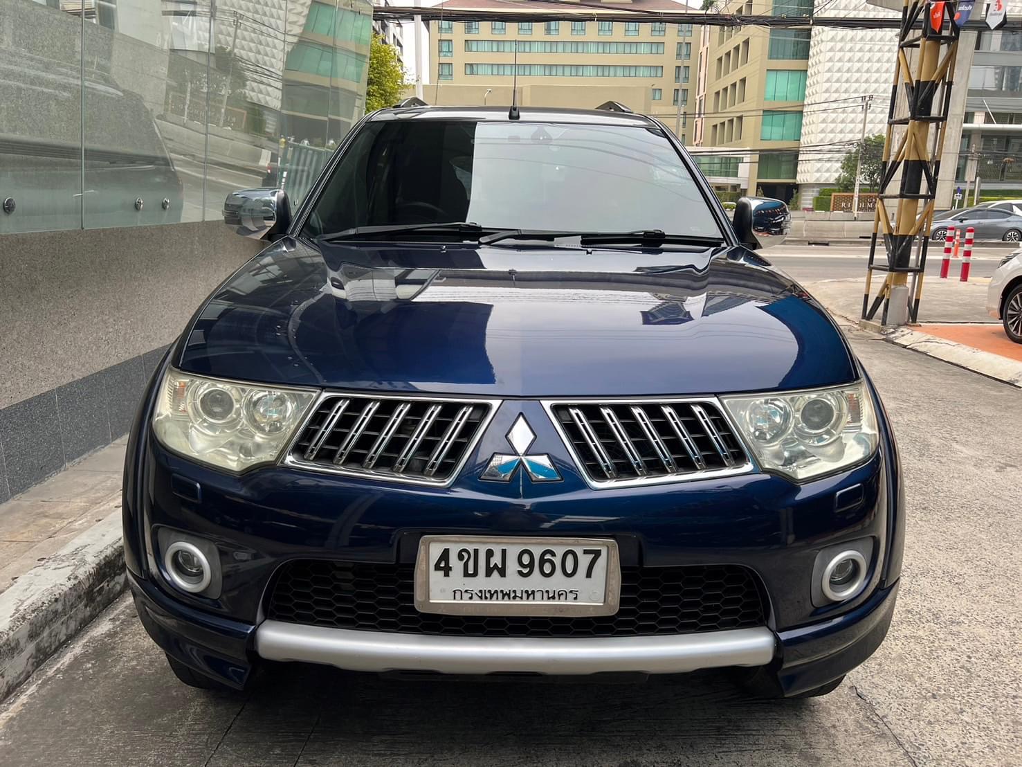 MITSUBISHI PAJERO SPORT 2.5GT 2WD 178HP AUTO ปี 2013