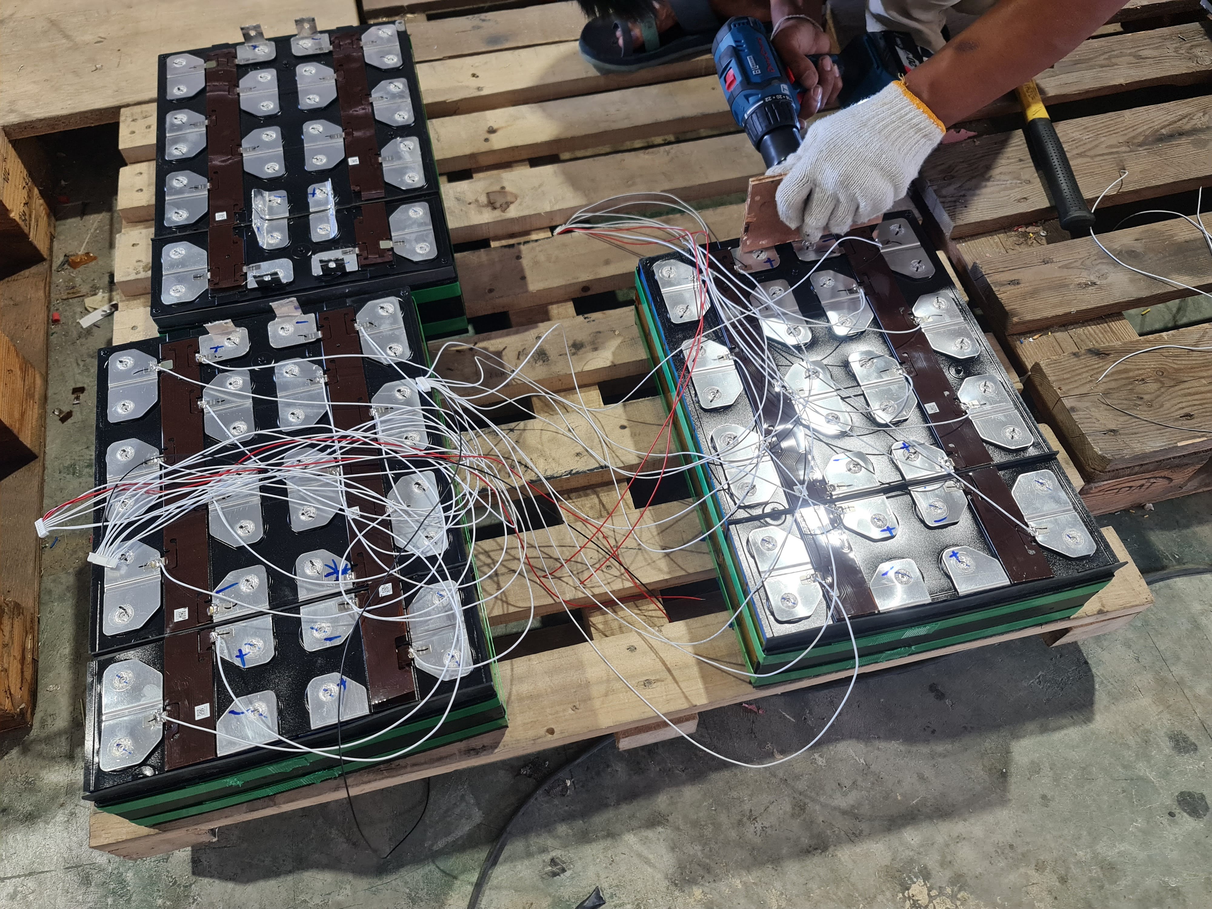 แบตเตอรี่ลิเธียมสำหรับแฮนลิฟท์ไฟฟ้า รถยกไฟฟ้า ระบบ 24v 48v