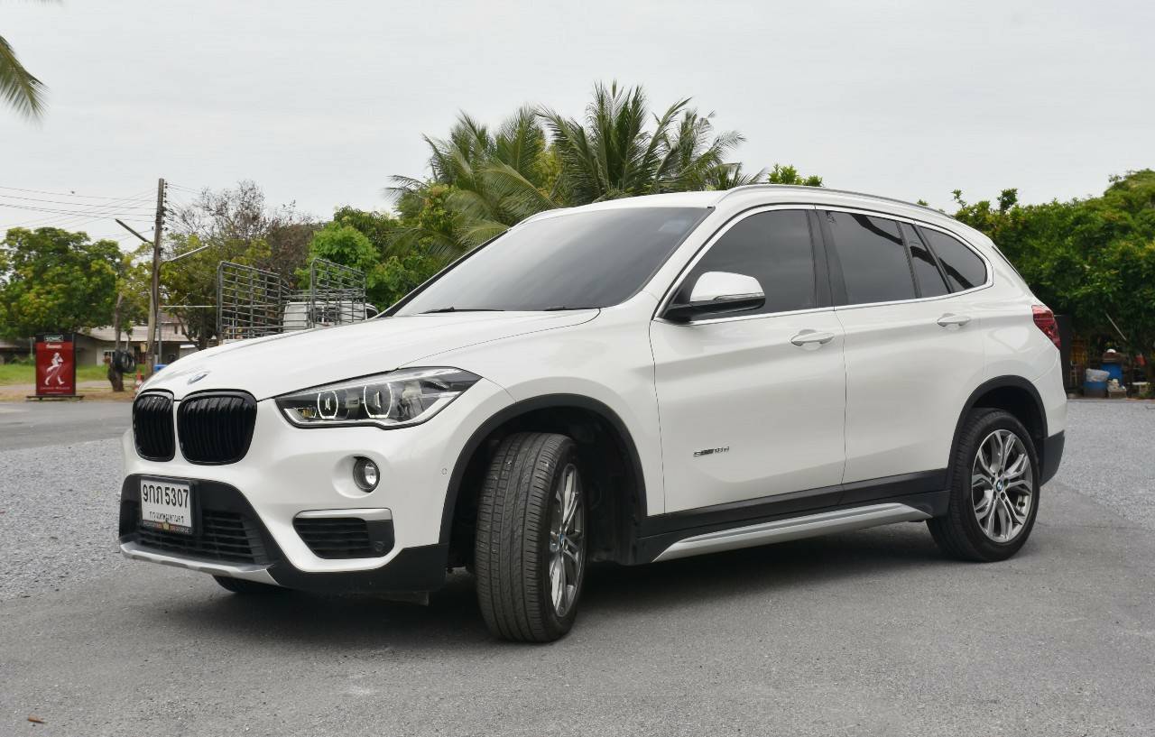 Bmw X1 sDrive18d ปี 2017