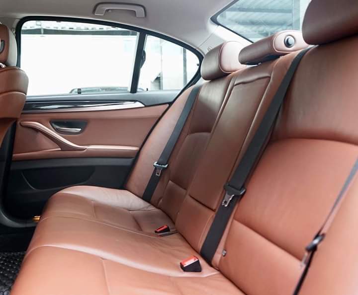 BMW 523i ปี 2012