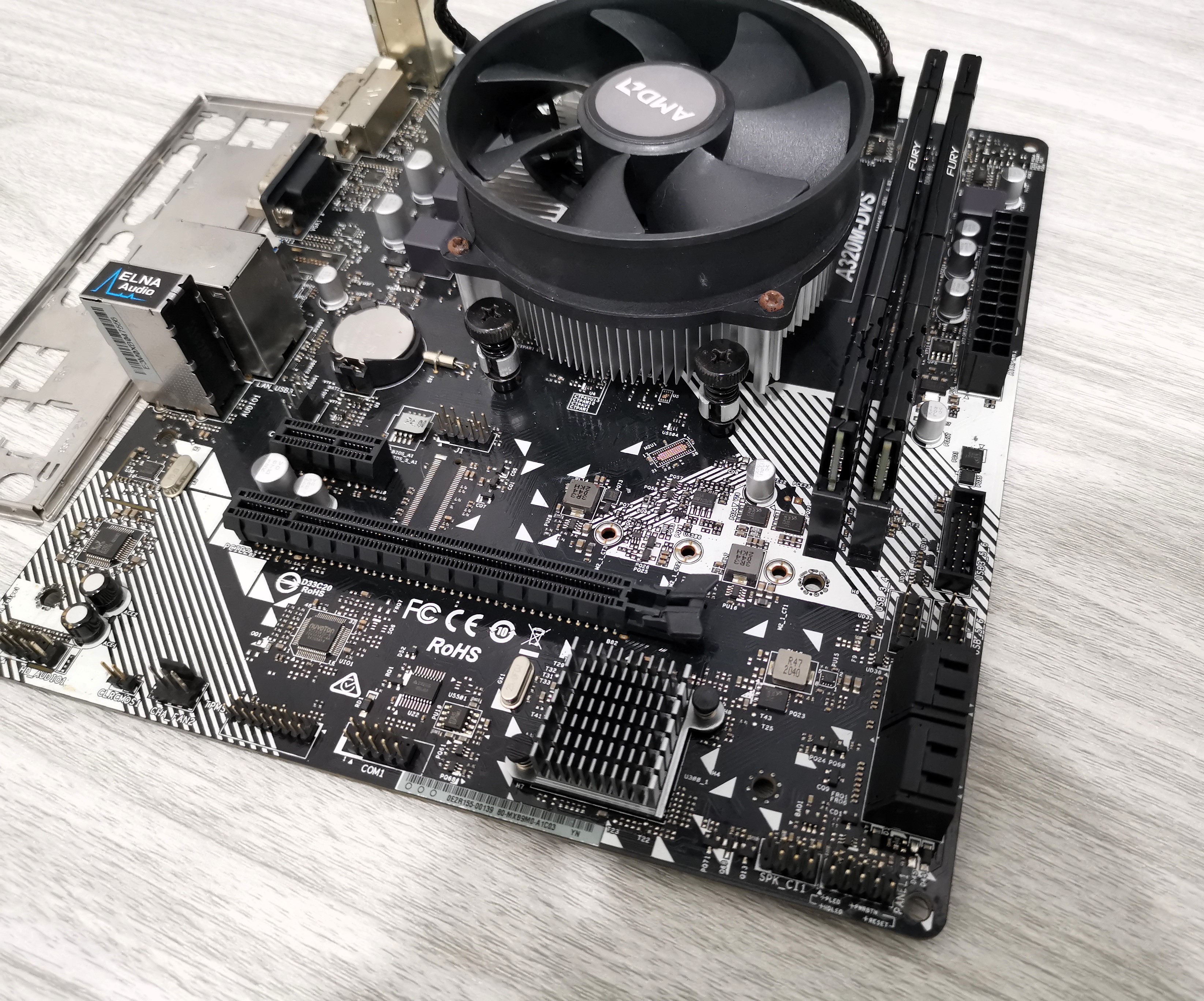 เซ็ตมัดรวม บอร์ด A320M + R3 1200 + Ram 16(8*2)/2666