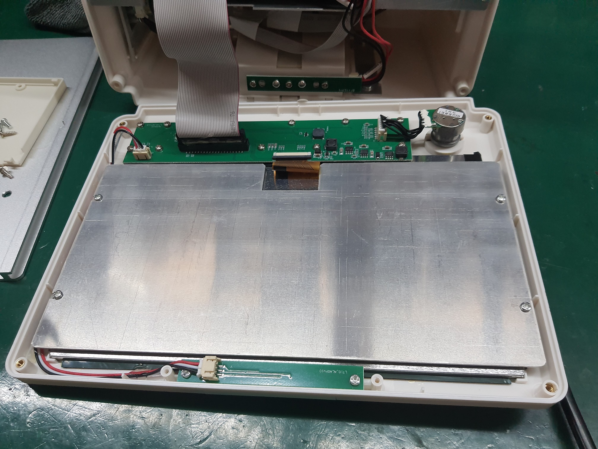 ซ่อมเครื่องตรวจวัดคลื่นหัวใจ Multi-parameter รุ่น LT-M10 อาการเปิดไม่ติดเครื่องไม่ทำงาน
