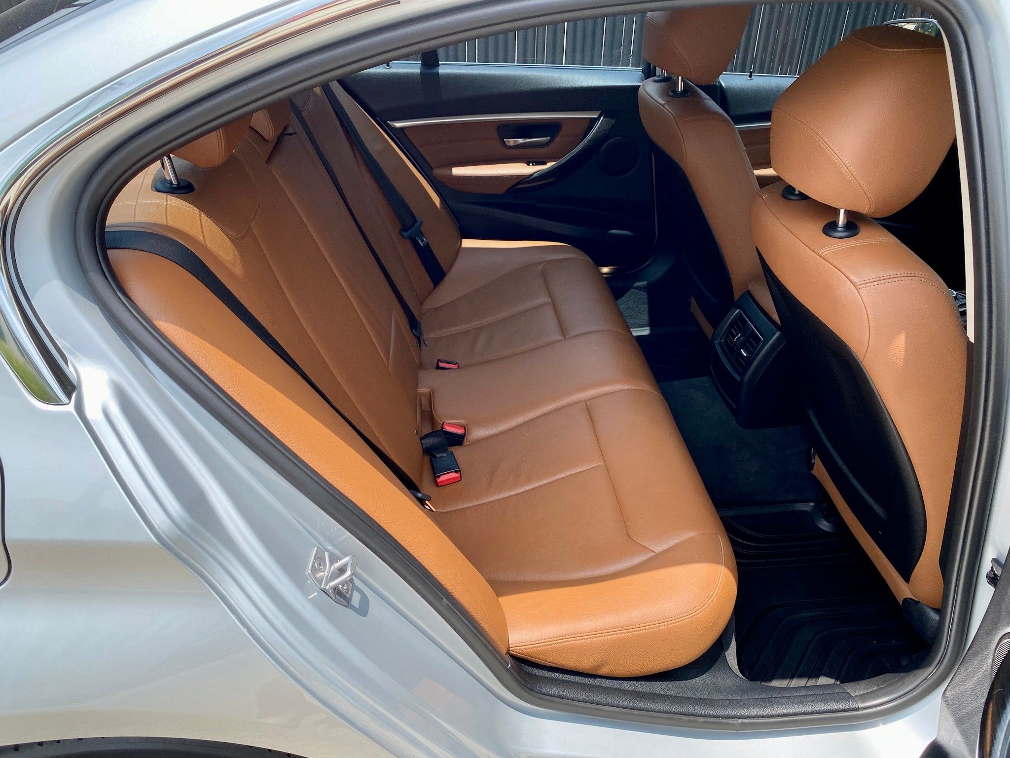 BMW 320d F30 LCI ปี 2017