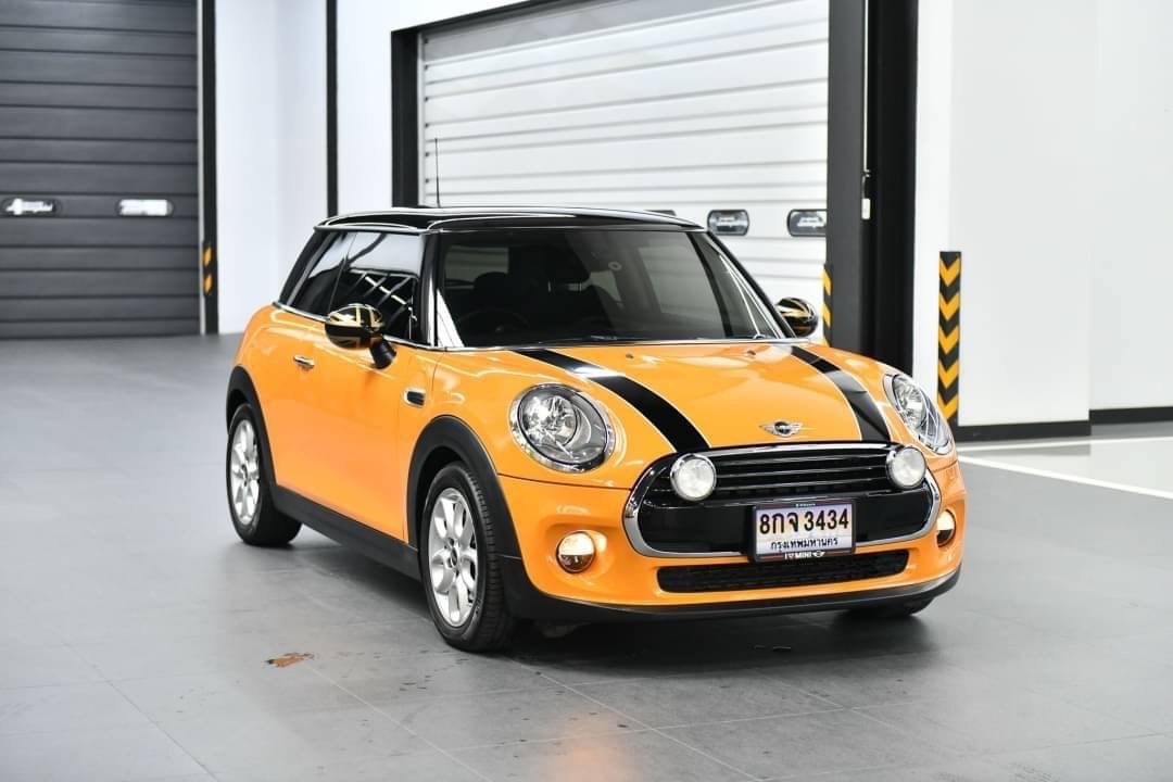 Mini Cooper F56 ปี 2016