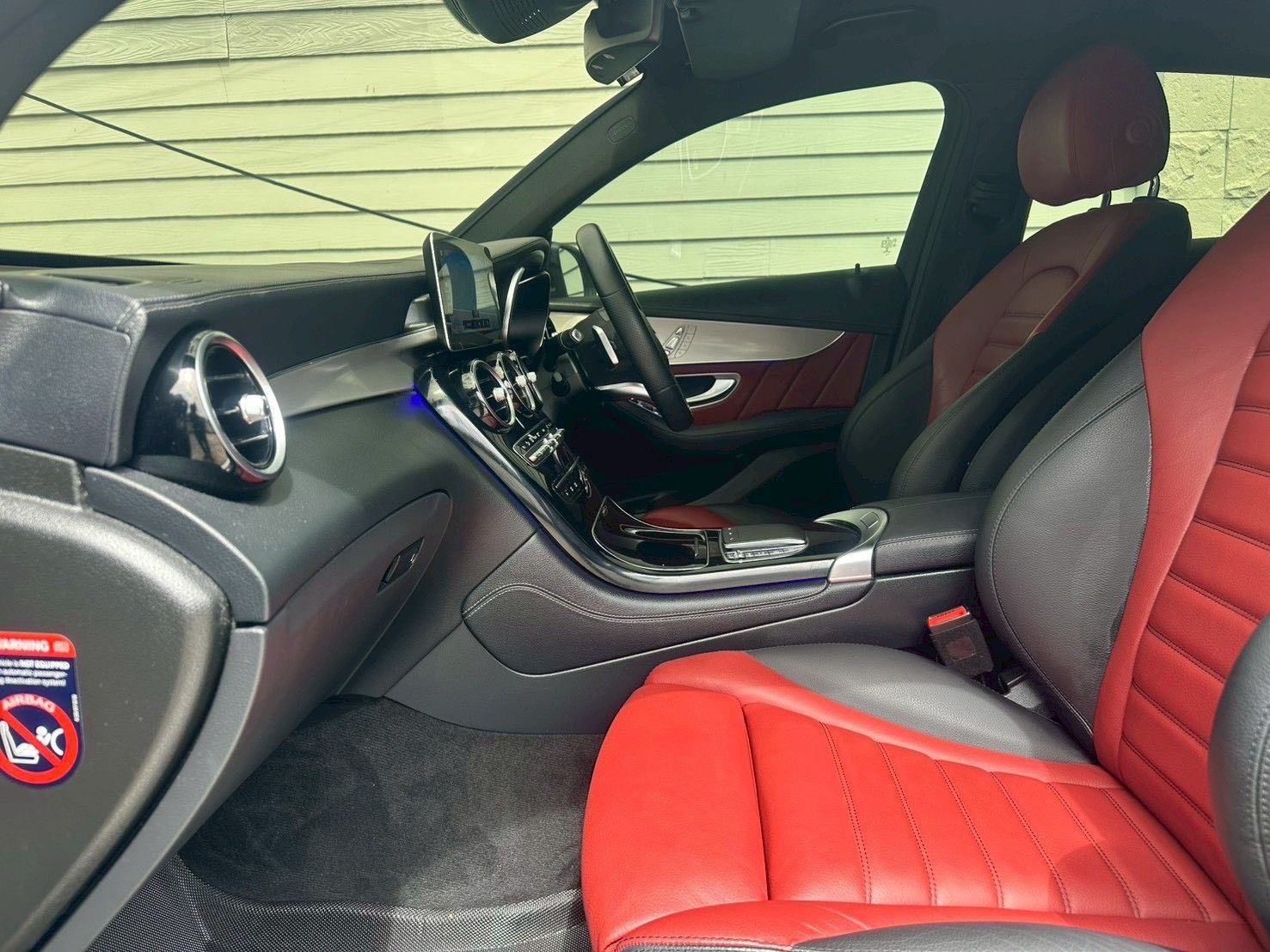 BENZ GLC220d COUPE AMG สีดำ ปี 2021
