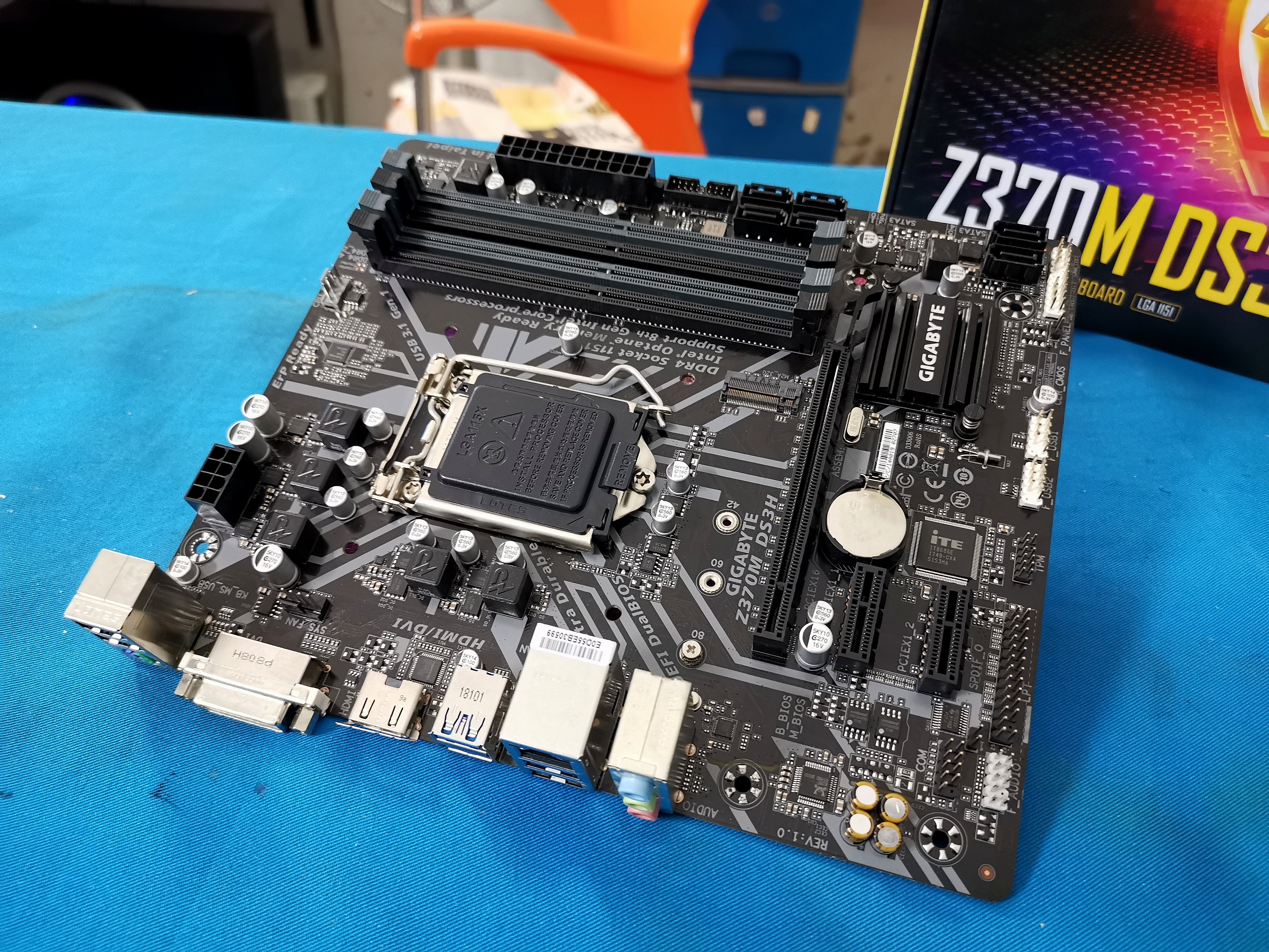 GIGABYTE Z370M DS3H