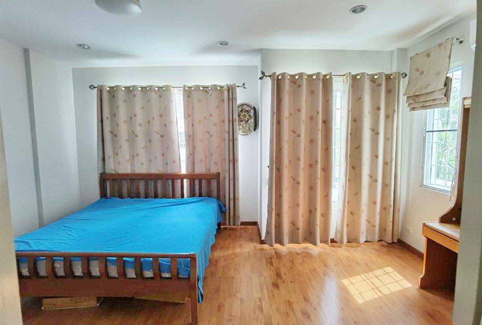ให้เช่า ทาวน์โฮม 3 ชั้น เดอะทรัสต์ ซิตี้ (หลังมุม) งามวงศ์วาน 25