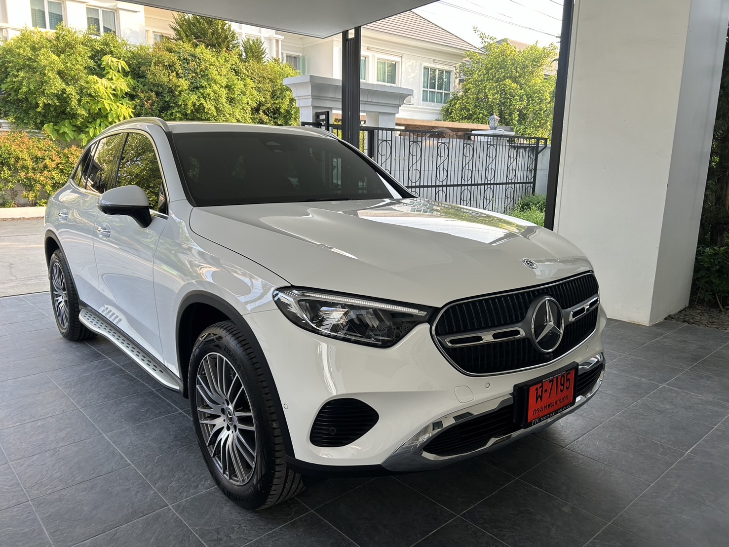 Benz GLC220d ปี 2024