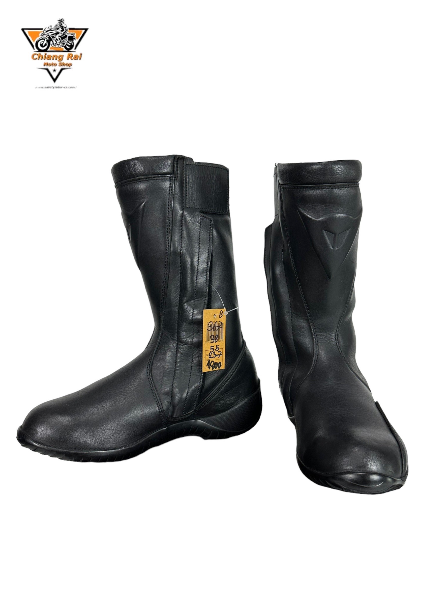 รองเท้าขี่มอเตอร์ไซด์( มือสอง) RCBS-367 Size ขนาดจากป้าย 38:EUR / 5.5:UK / 23.7:Cm.(dainese)