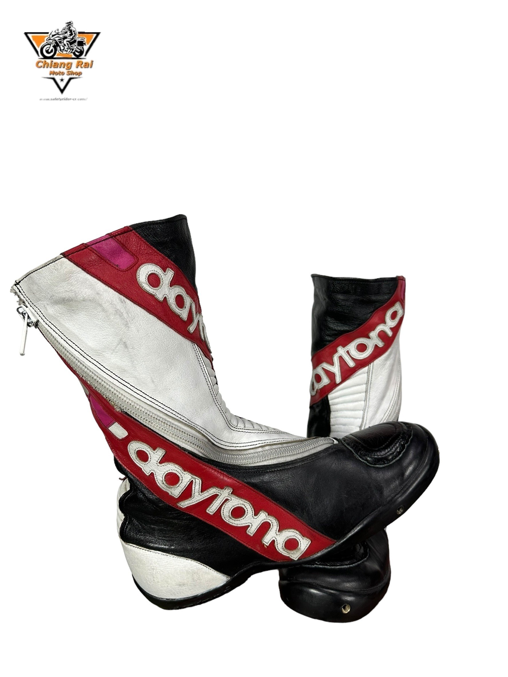 รองเท้าขี่มอเตอร์ไซด์( มือสอง) RCBS-695 Size ขนาดจากป้าย 41:EUR / 7:UK / 25.4:Cm.(daytona)