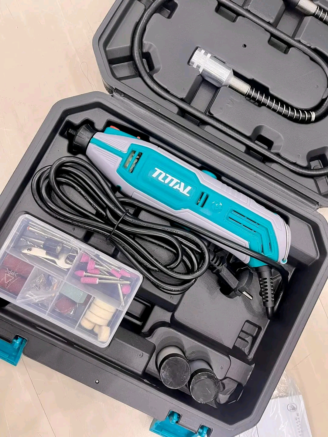 TOTAL ชุดเครื่องเจียรแม่พิมพ์ + สายอ่อน 130W รุ่น TG513326
