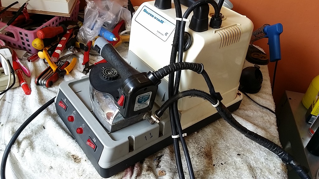 ซ่อมเตารีดไอน้ำอุตสาหกรรม ยี่ห้อ Silver star รุ่น SR-5800 อาการไอน้ำไม่ออก