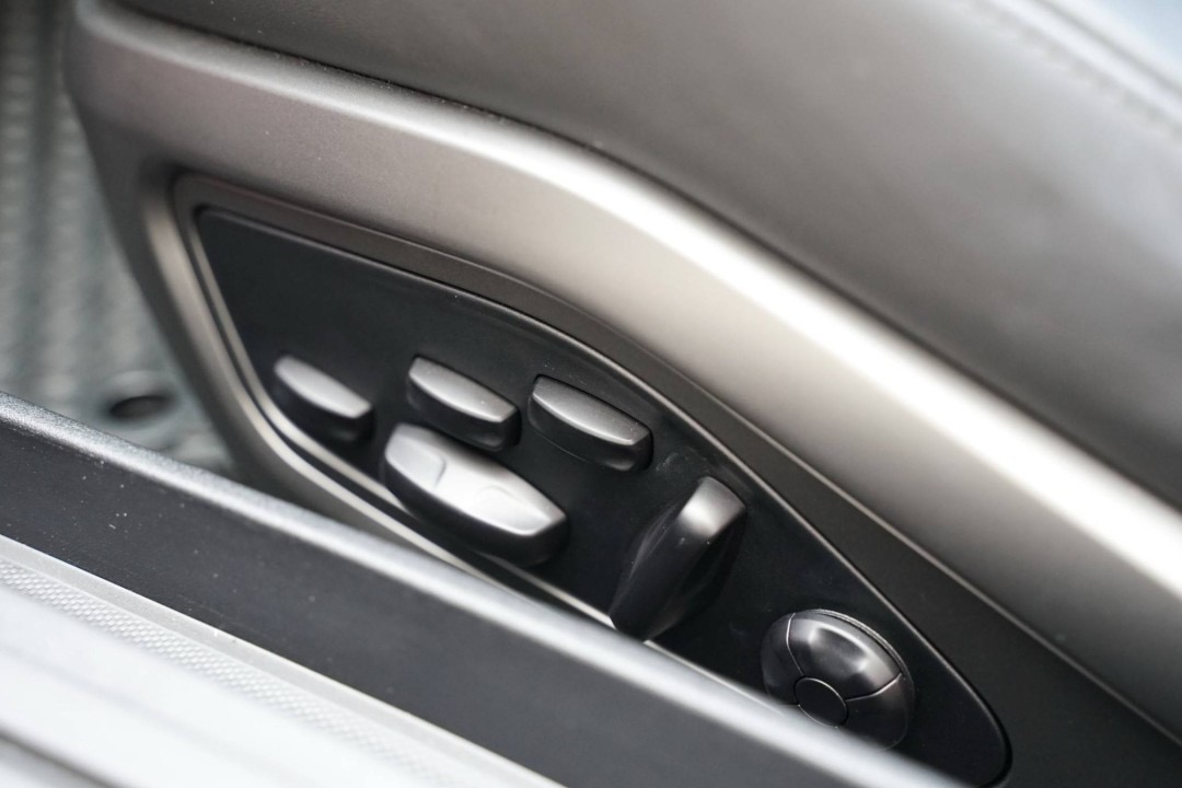 Porsche 911 Carrera S 992 ปี 2021
