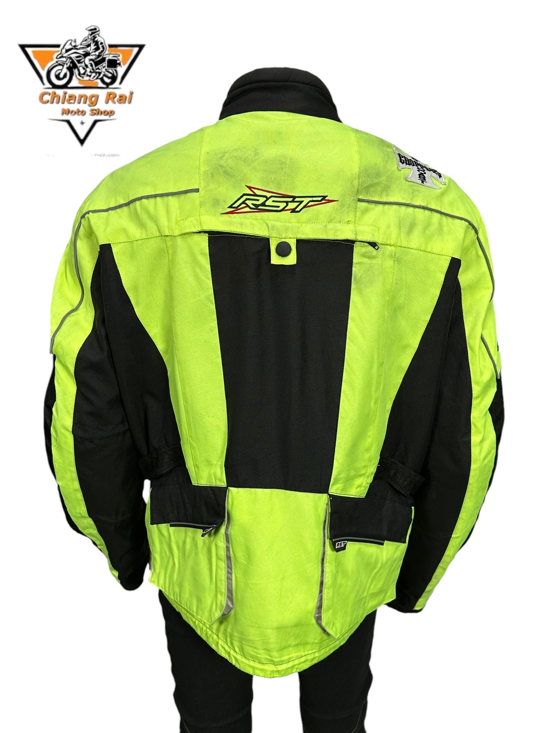 เสื้อขี่มอเตอร์ไซด์( มือสอง) RCTA 676 อก 50" ยาว 28"(XL) **RST**