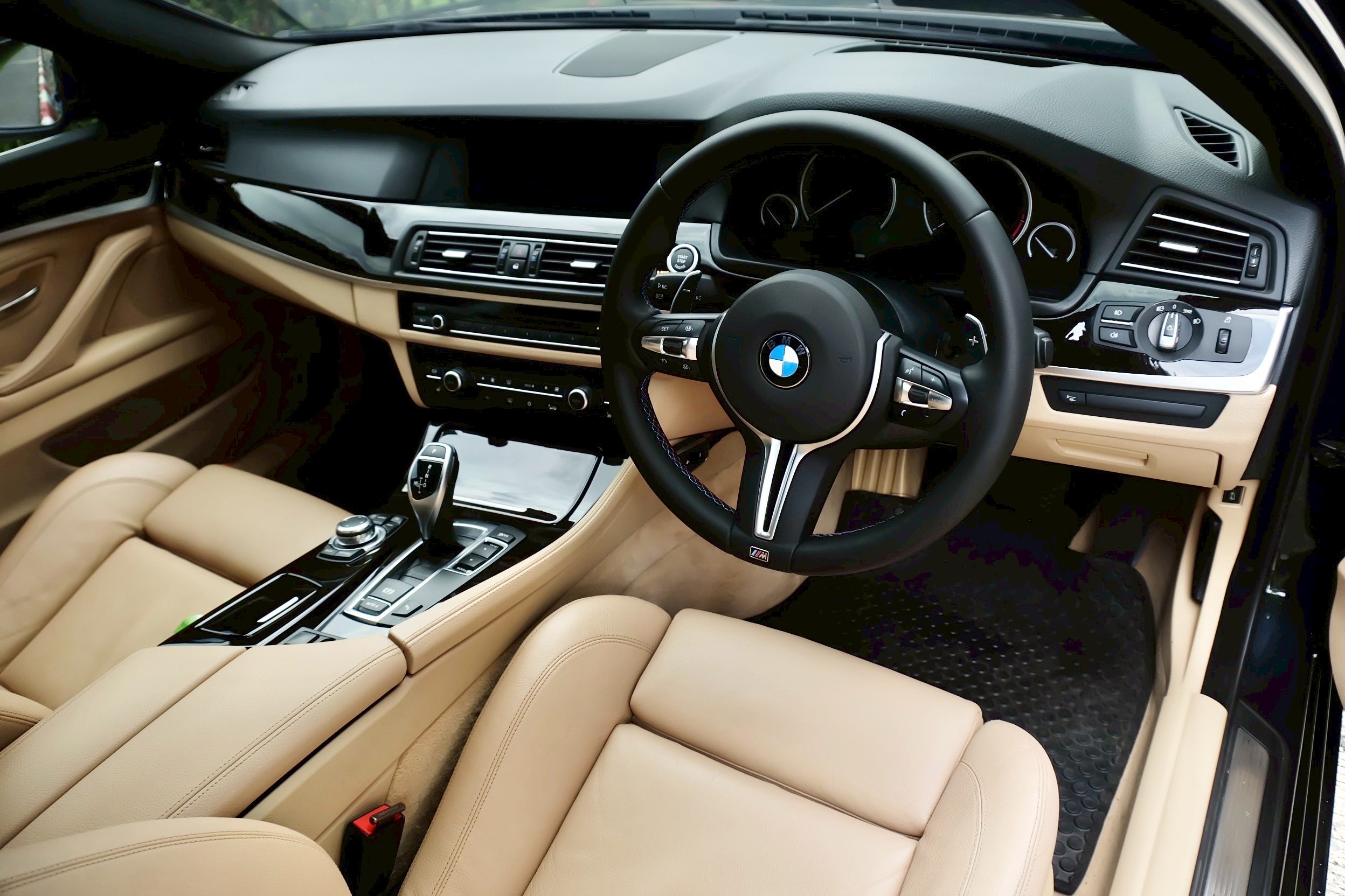 Bmw F10 520d M Sport Package ปี 2011