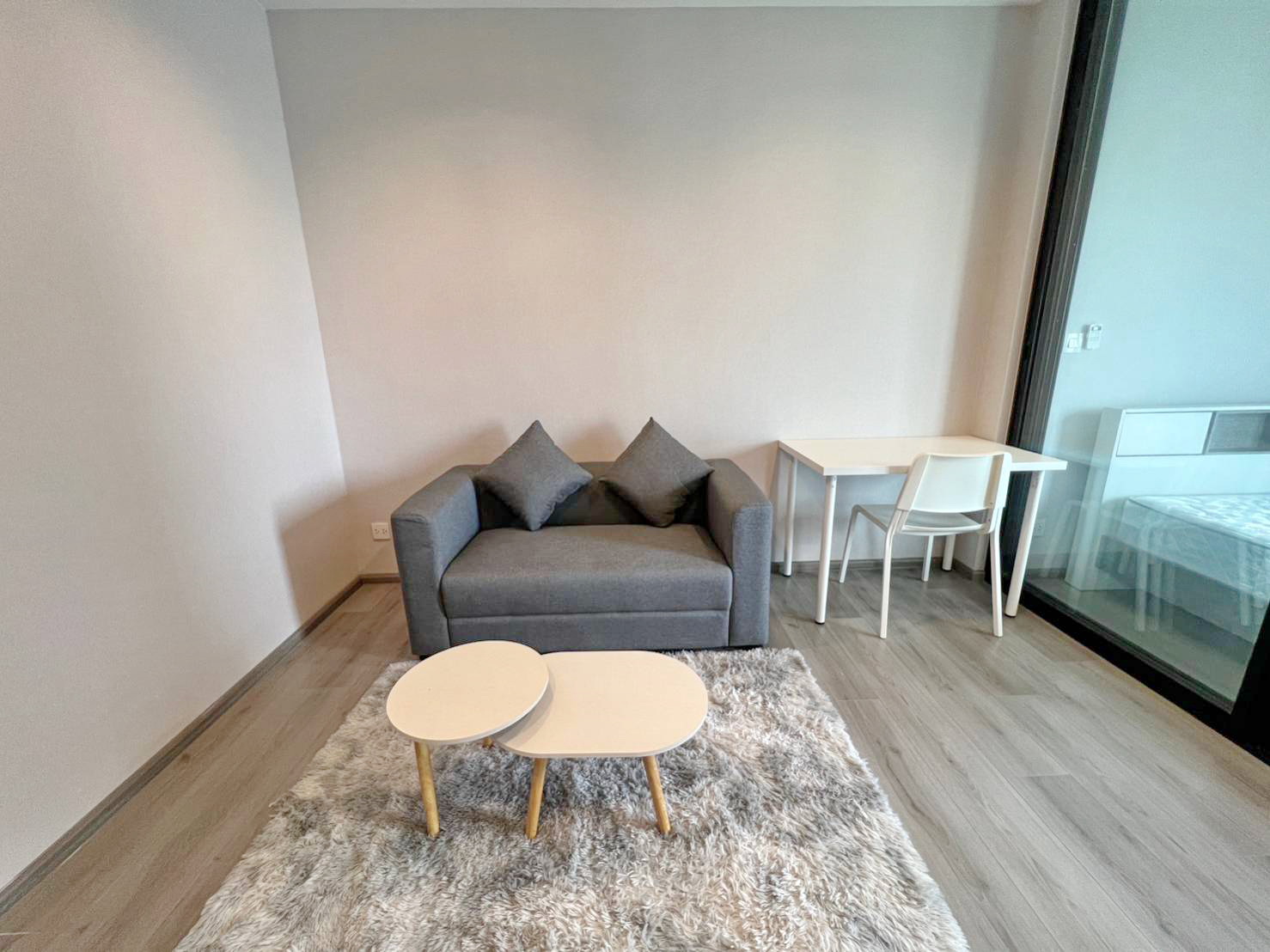 ให้เช่า The Politan Rive (เดอะ โพลิแทน รีฟ) วิวเจ้าพระยา มีเครื่องซักผ้าให้