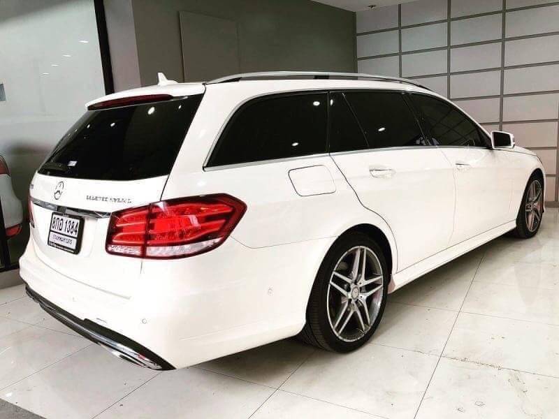 Mercedes Benz E300 Estate 2.1 AMG Hybrid (CBU) ปี 2015