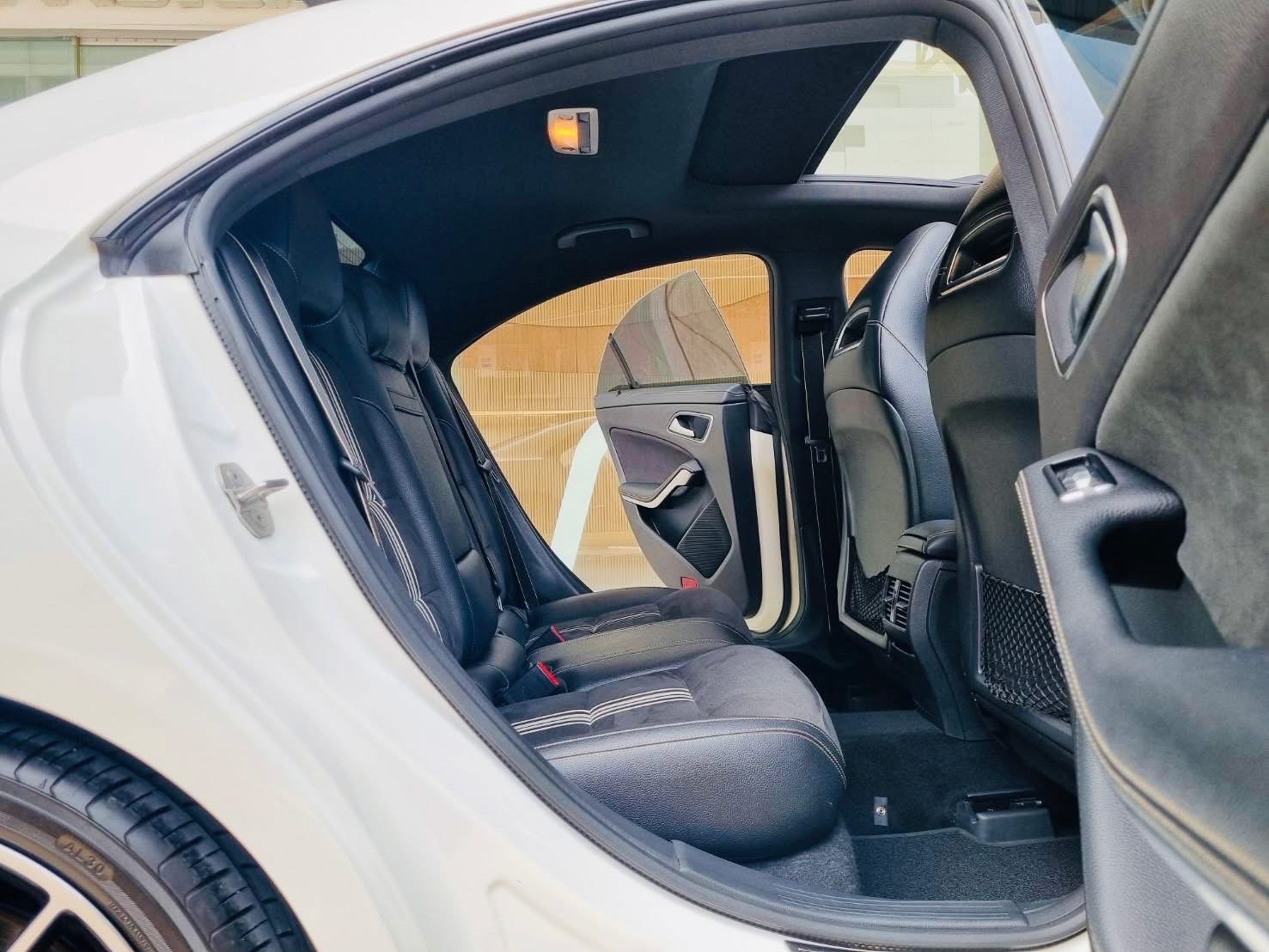 Mercesdes Benz CLA250 AMG Dynamic White Art Edition W117 ปี 2019