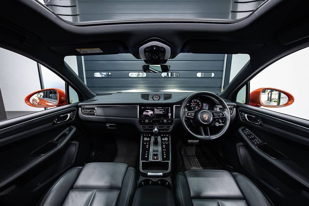 Porsche Macan ปี 2023