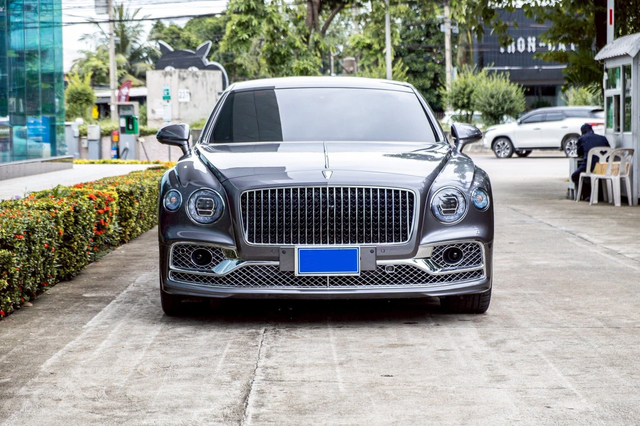 Bentley Flying spur Azure ปี 2024