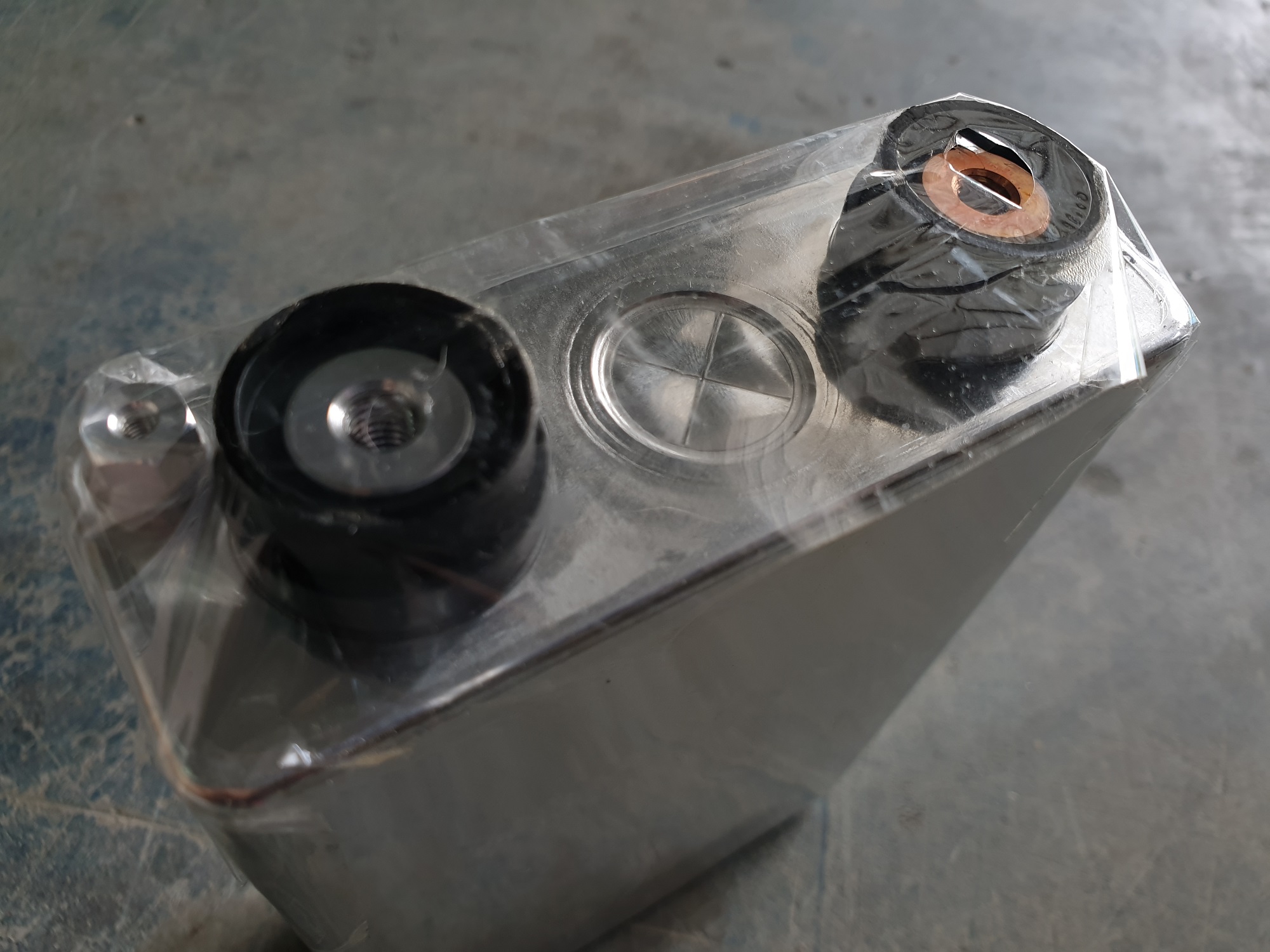 แบตเตอรี่ลิเธียมไอออน lithium ion made in Japan Delta 3.7v 57Ah