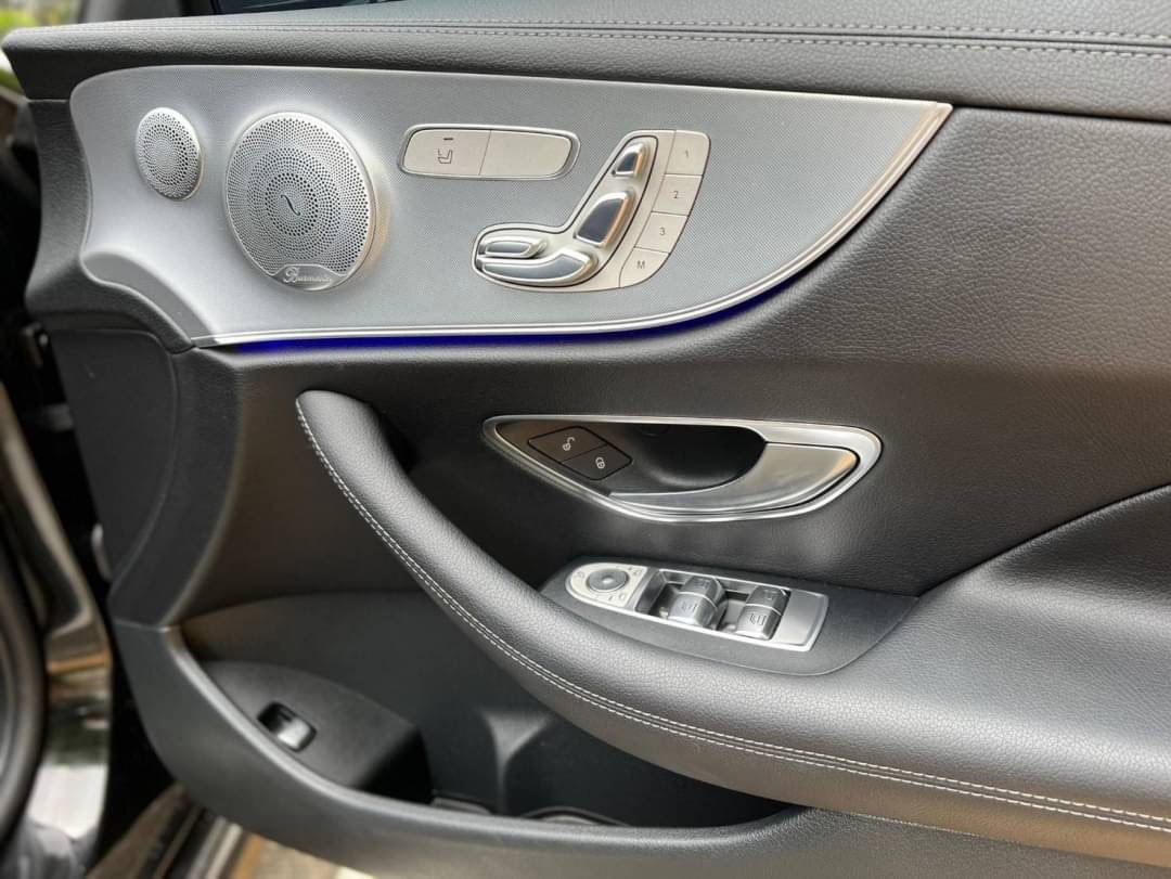 Mercedes BENZ E300 Coupe 2.0 AMG Dynamic ปี 2018